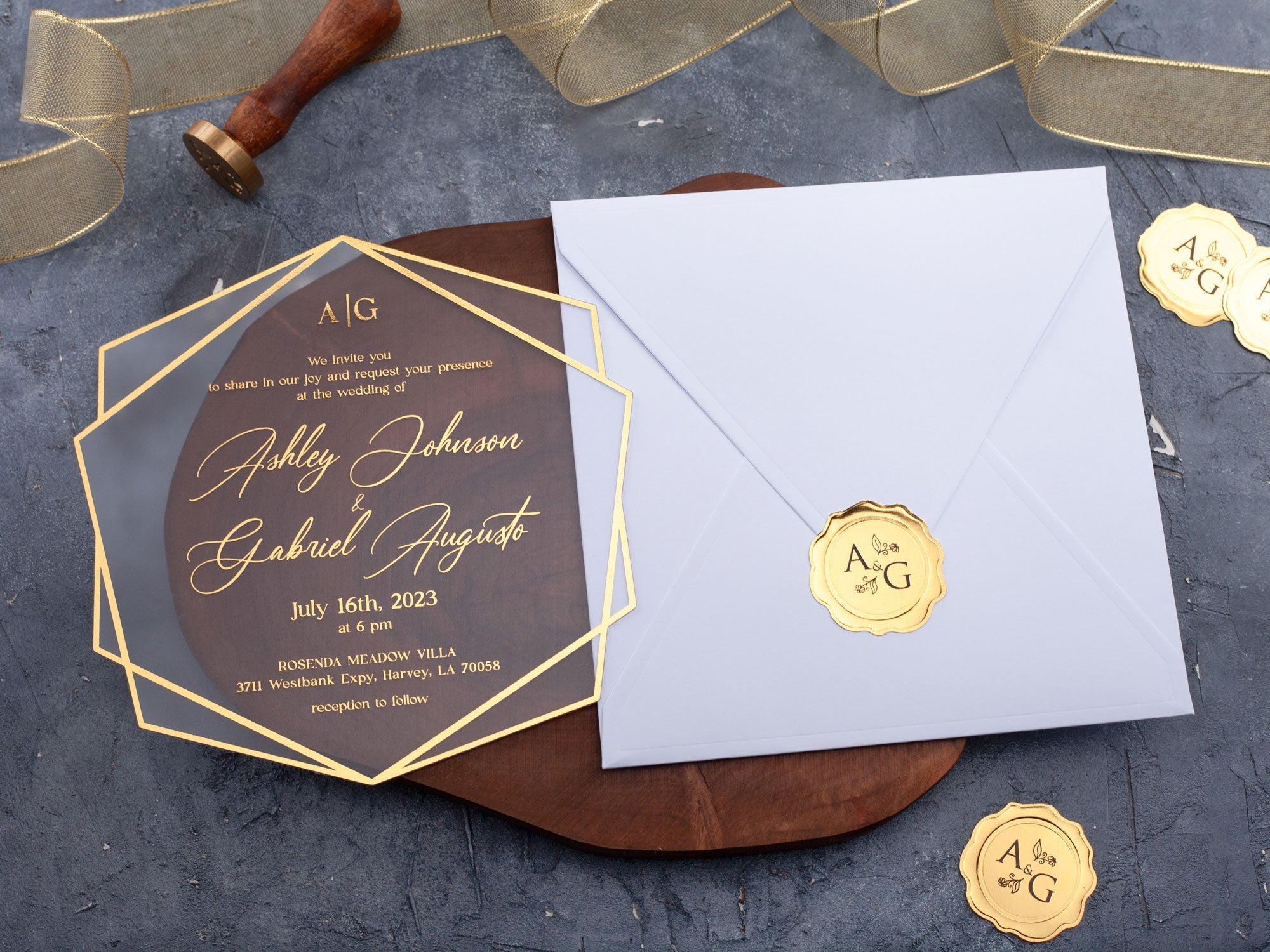 Luxurt white and gold foil wedding invitation with modern design