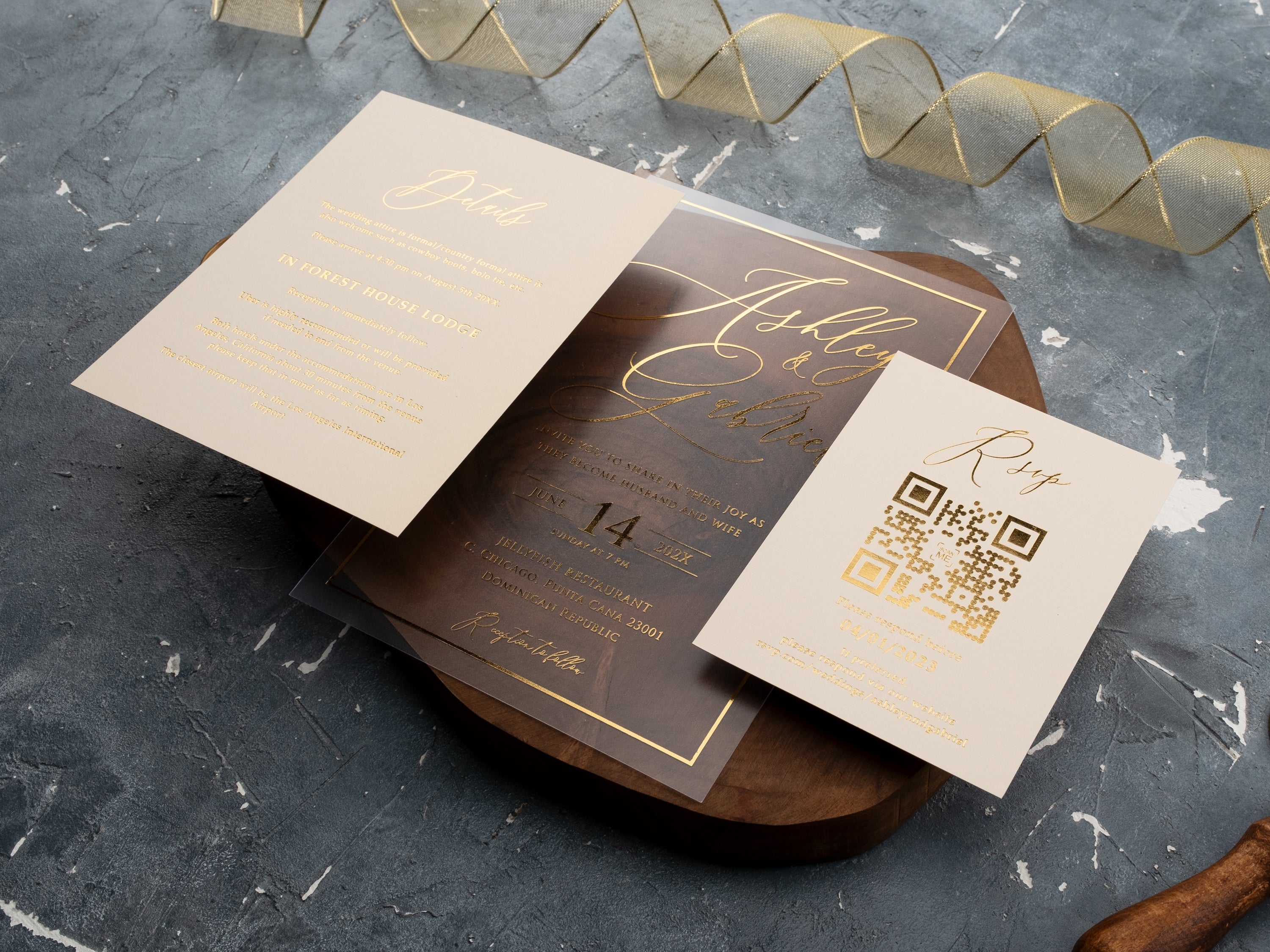 9235CRG Wedding Invitation by World of Wedding Co..