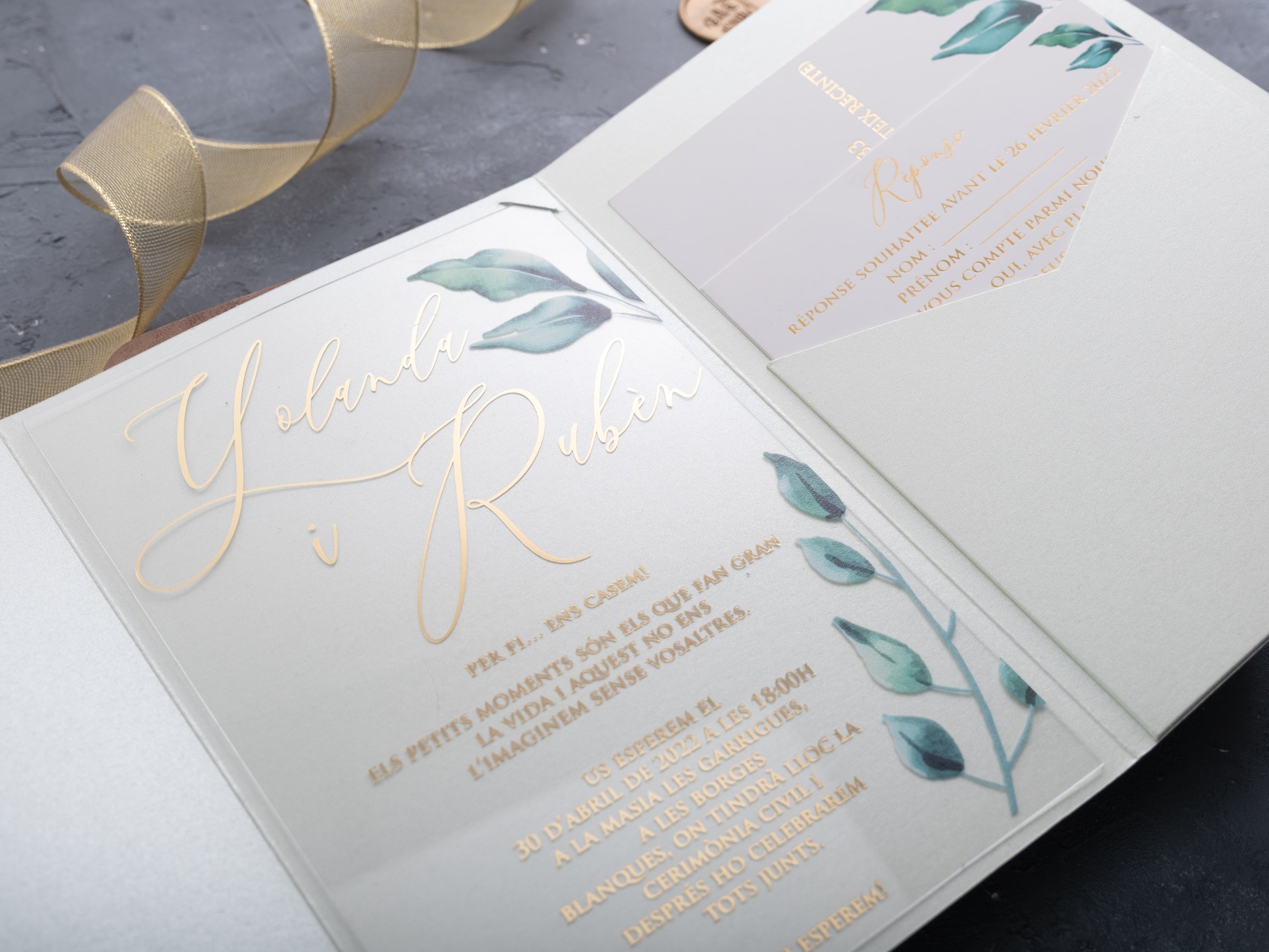 HP1322 Wedding Invitation by World of Wedding Co..