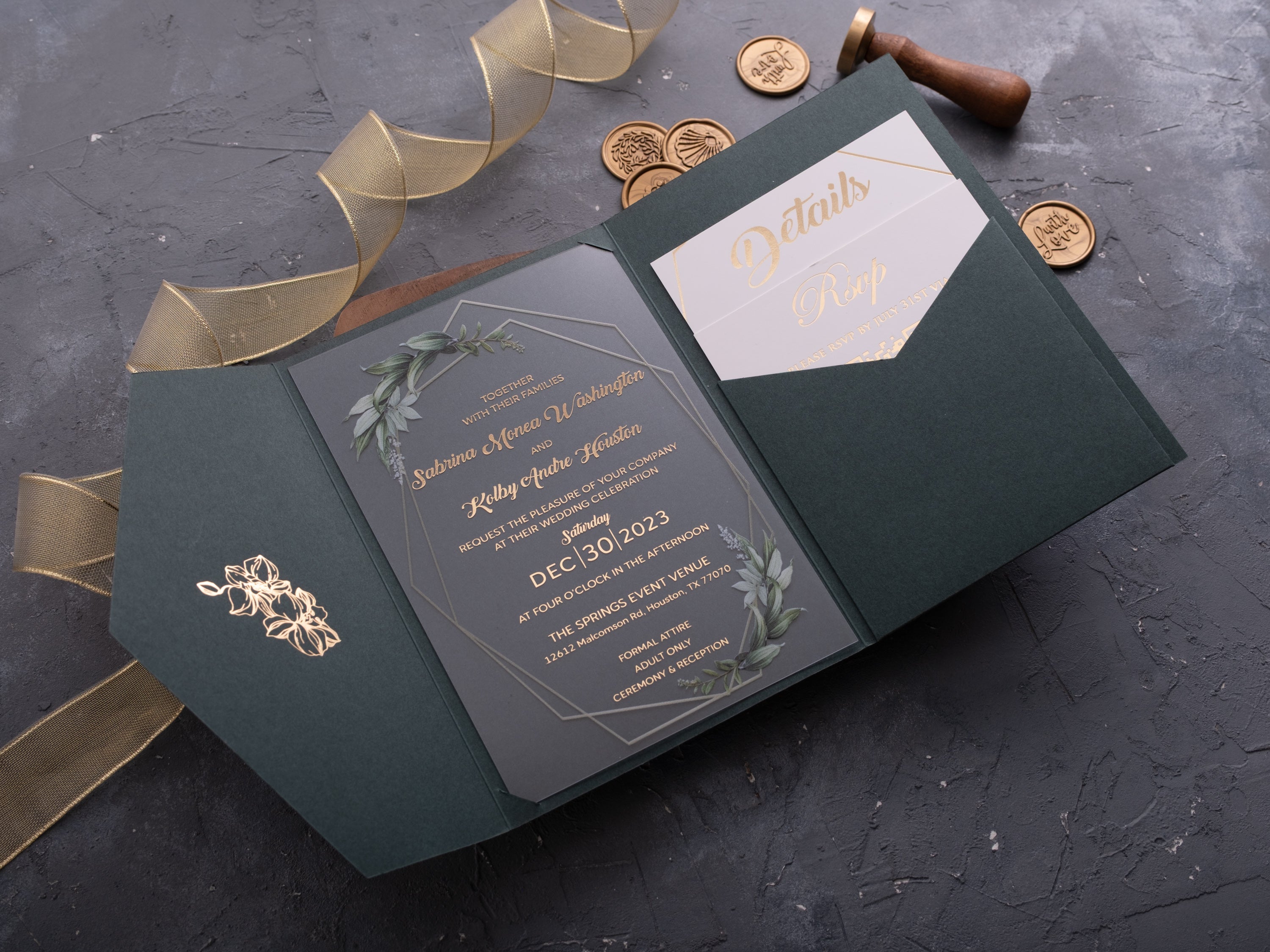 HP1313 Wedding Invitation by World of Wedding Co..