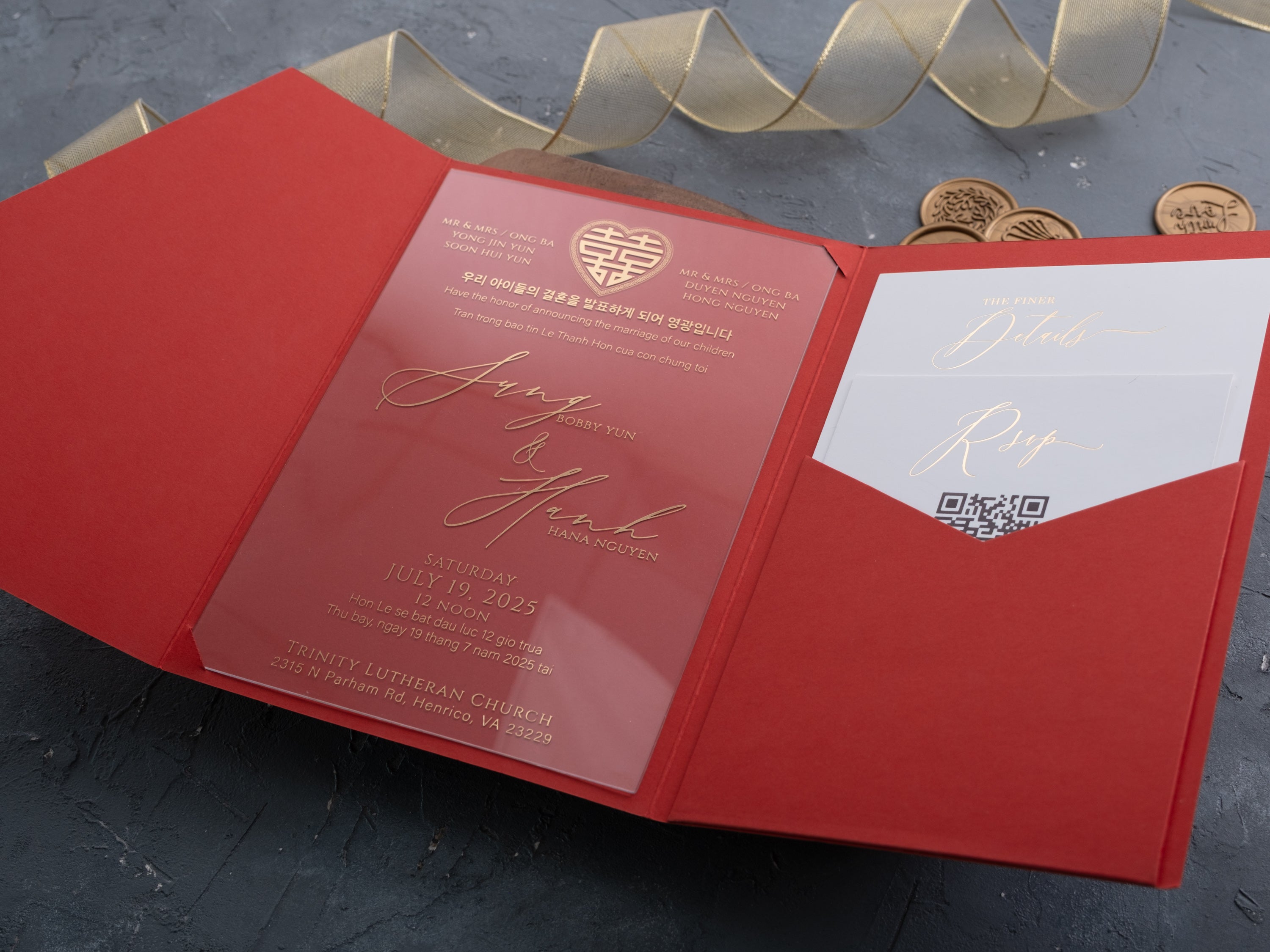 HP1318 Wedding Invitation by World of Wedding Co..