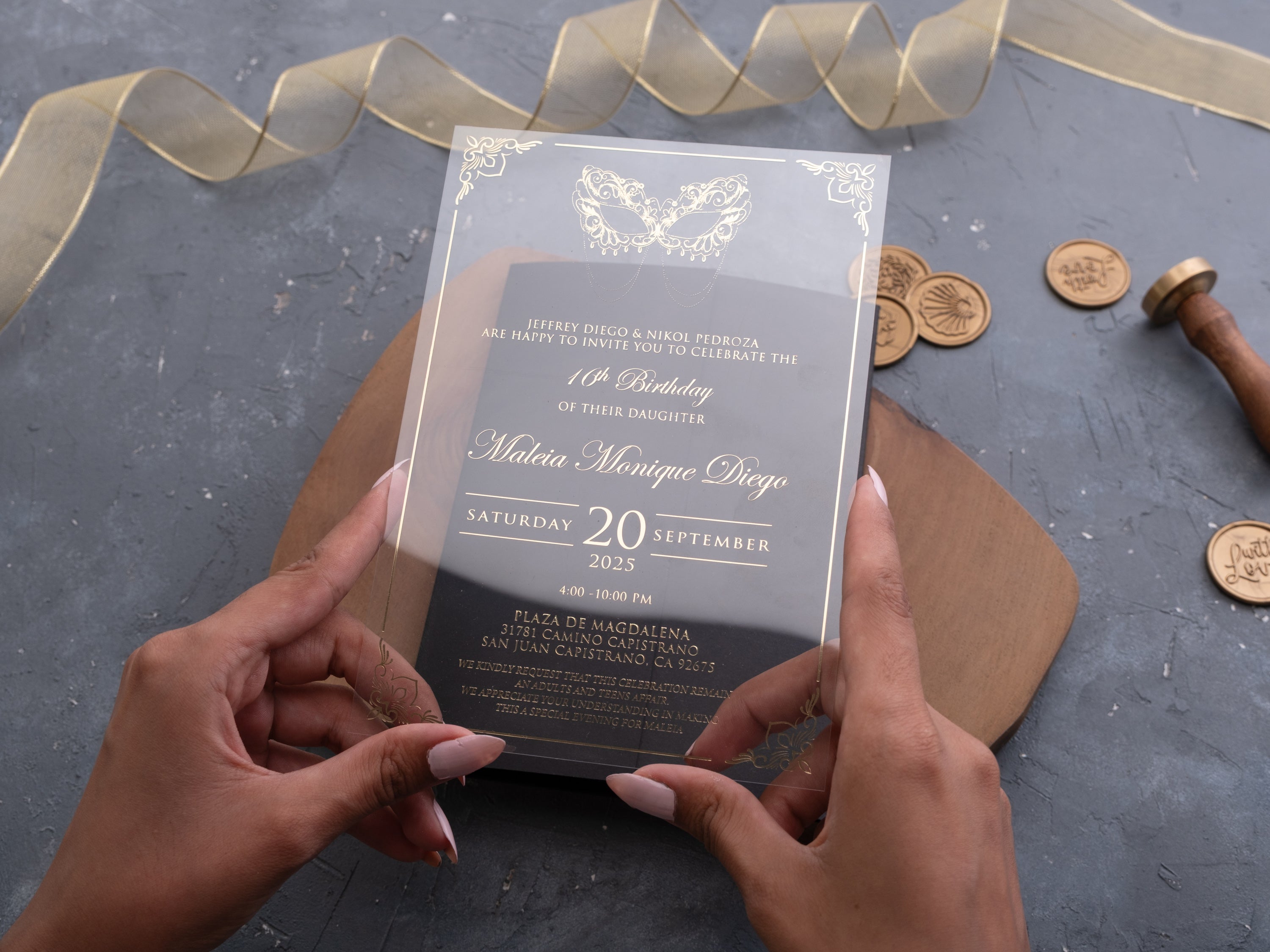 HP1512 Wedding Invitation by World of Wedding Co..