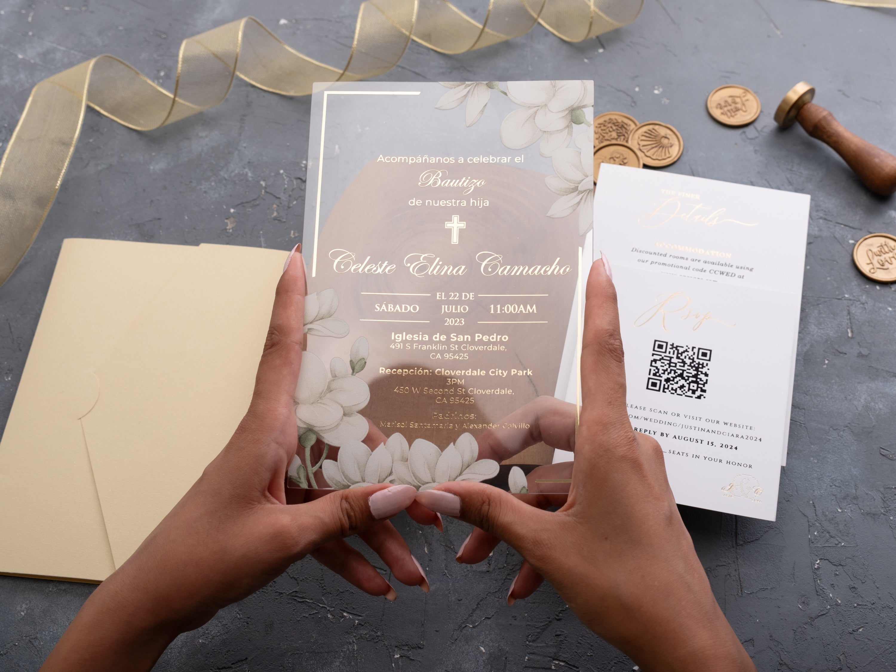 HP1320 Wedding Invitation by World of Wedding Co..