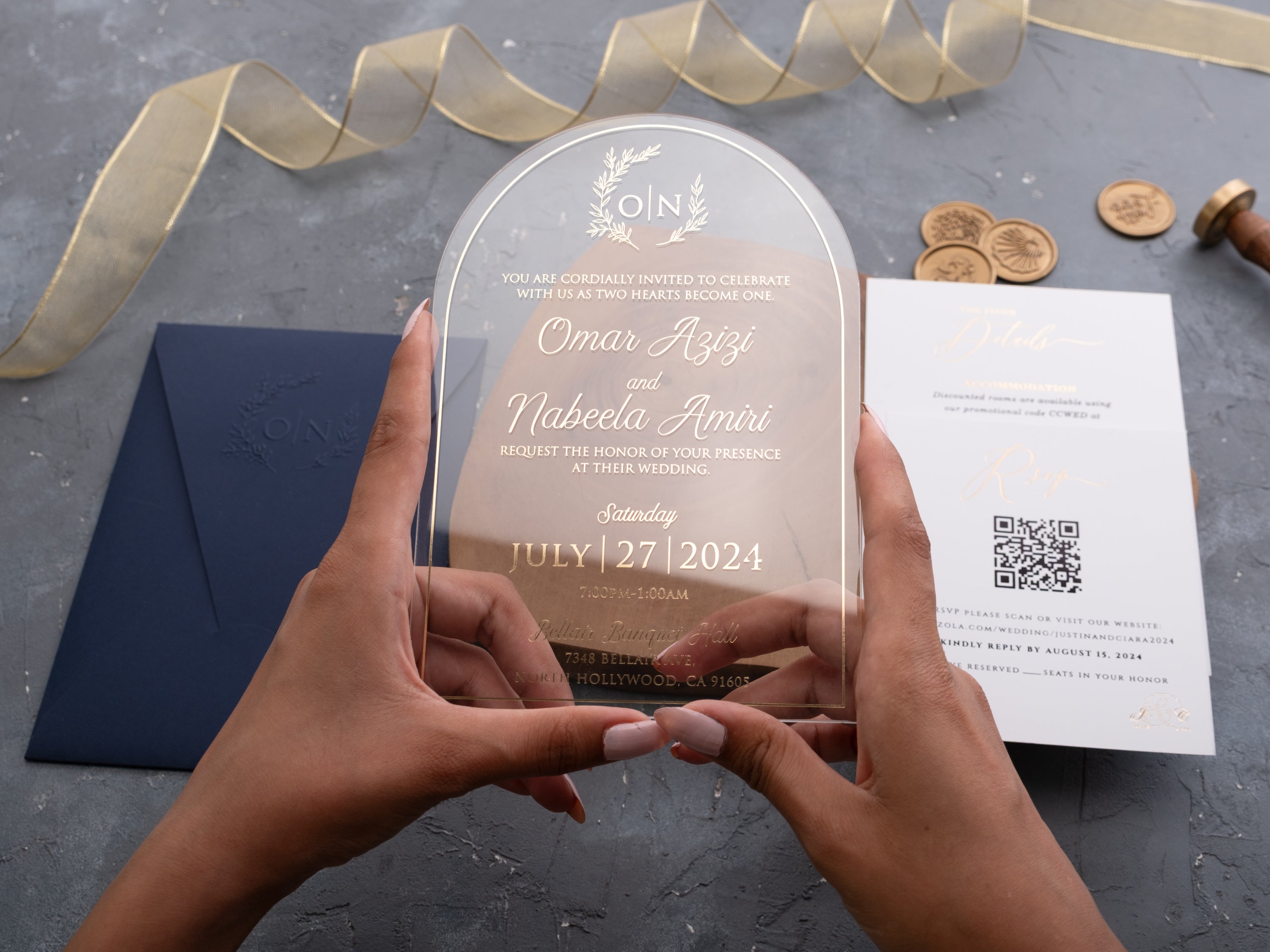HP1424 Wedding Invitation by World of Wedding Co..