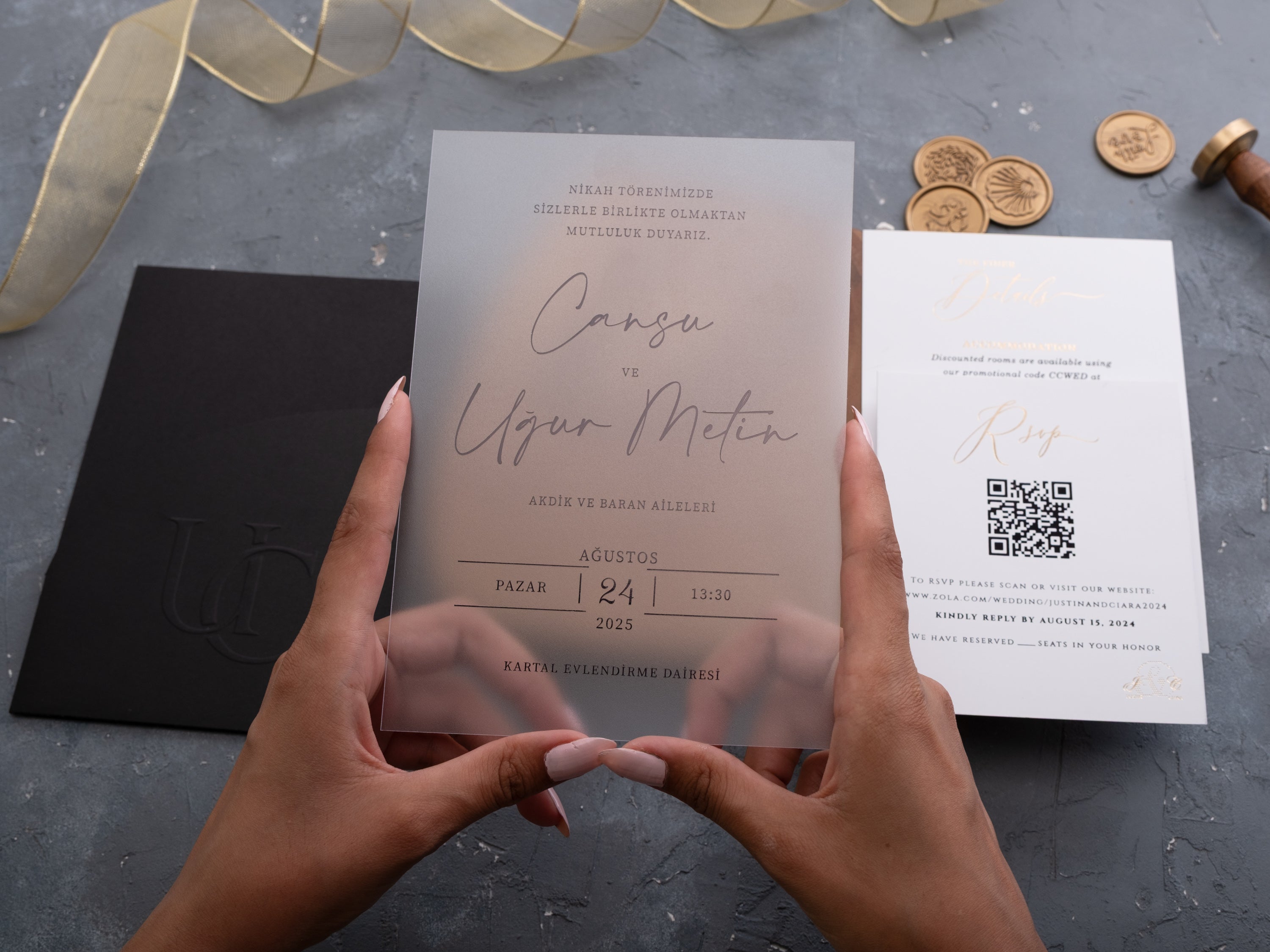 HP1611 Wedding Invitation by World of Wedding Co..