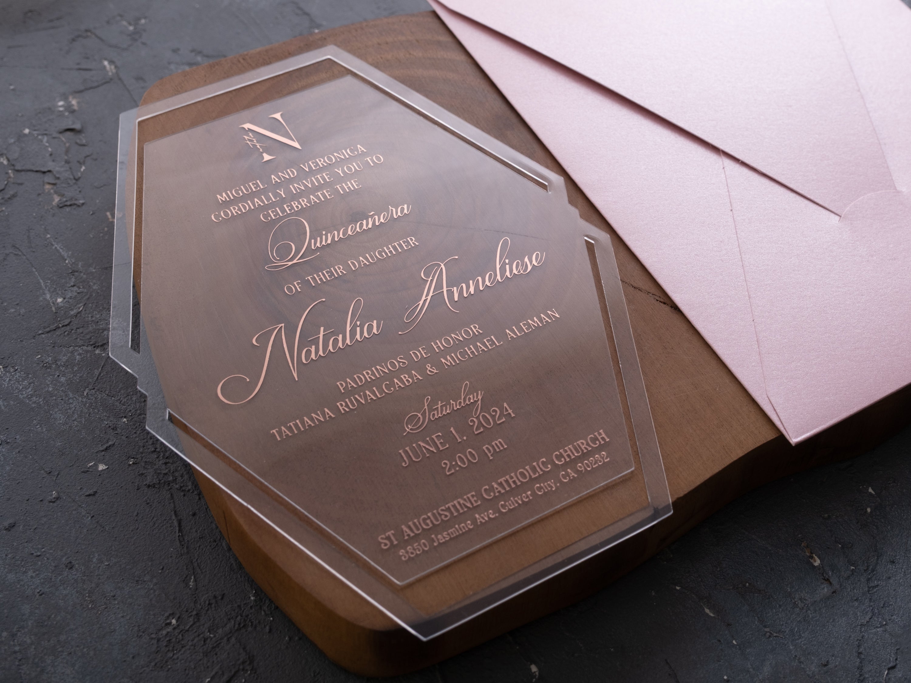 HP1413 Wedding Invitation by World of Wedding Co..