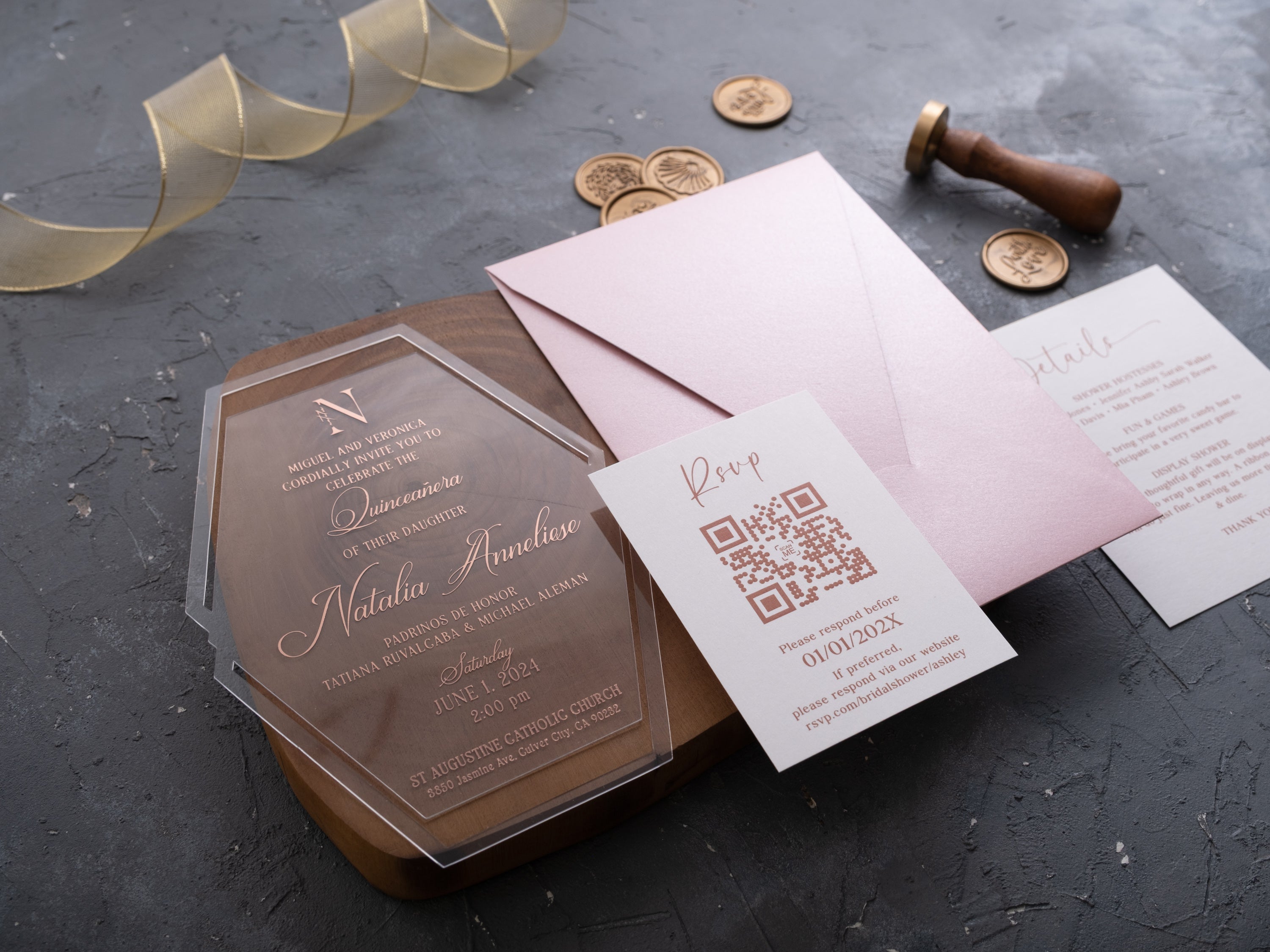 HP1413 Wedding Invitation by World of Wedding Co..