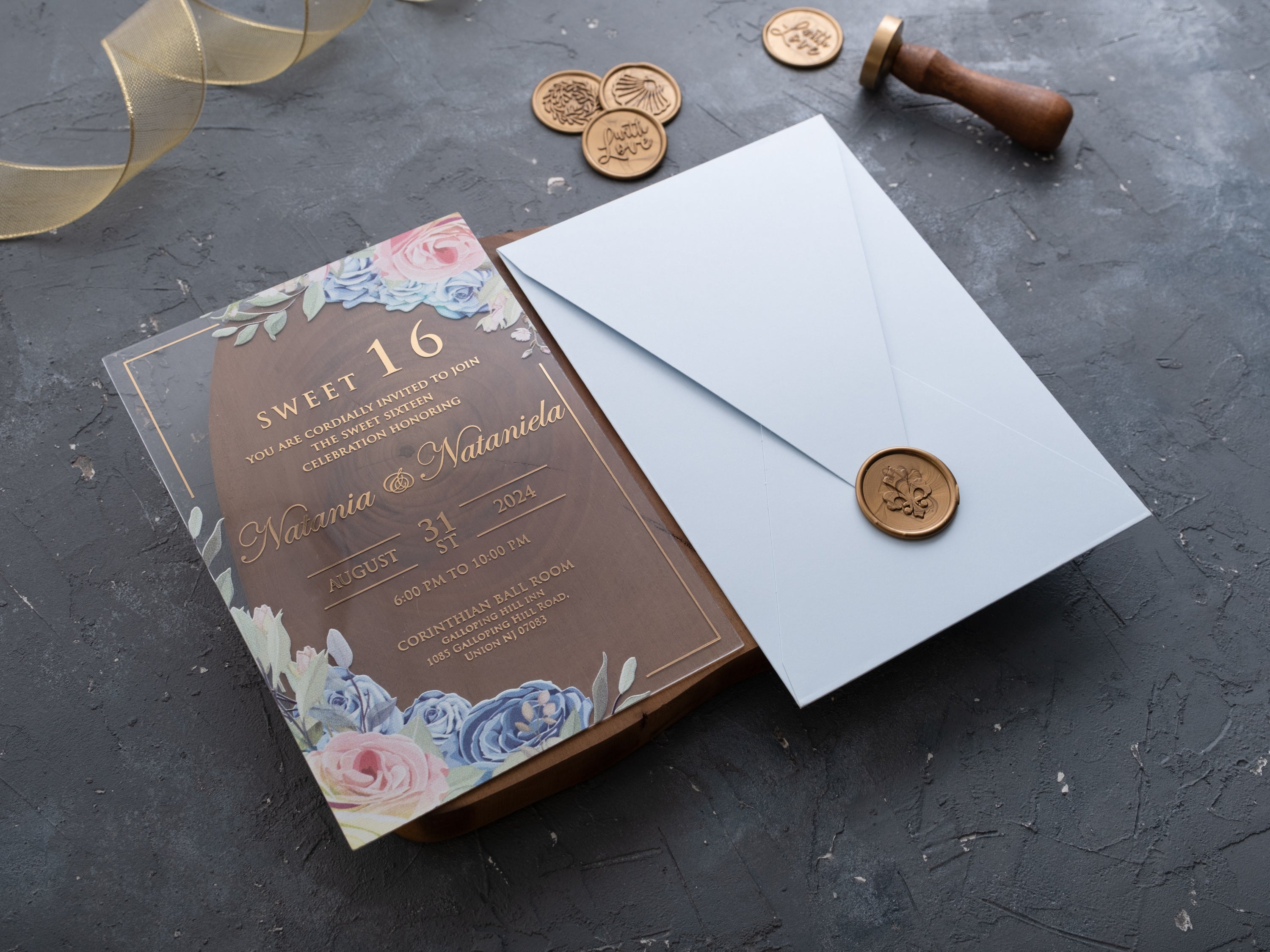 HP1417 Wedding Invitation by World of Wedding Co..