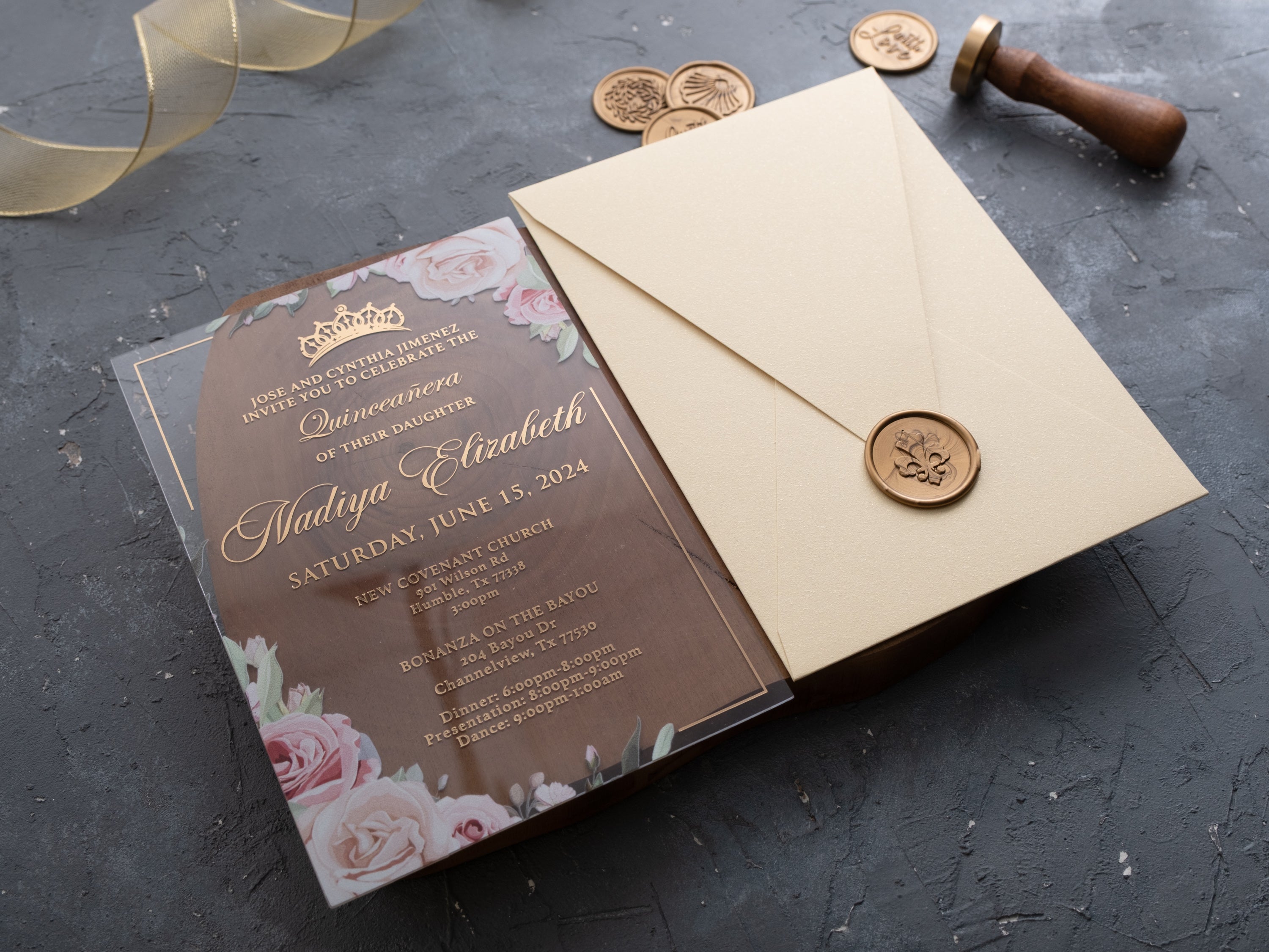 HP1420 Wedding Invitation by World of Wedding Co..