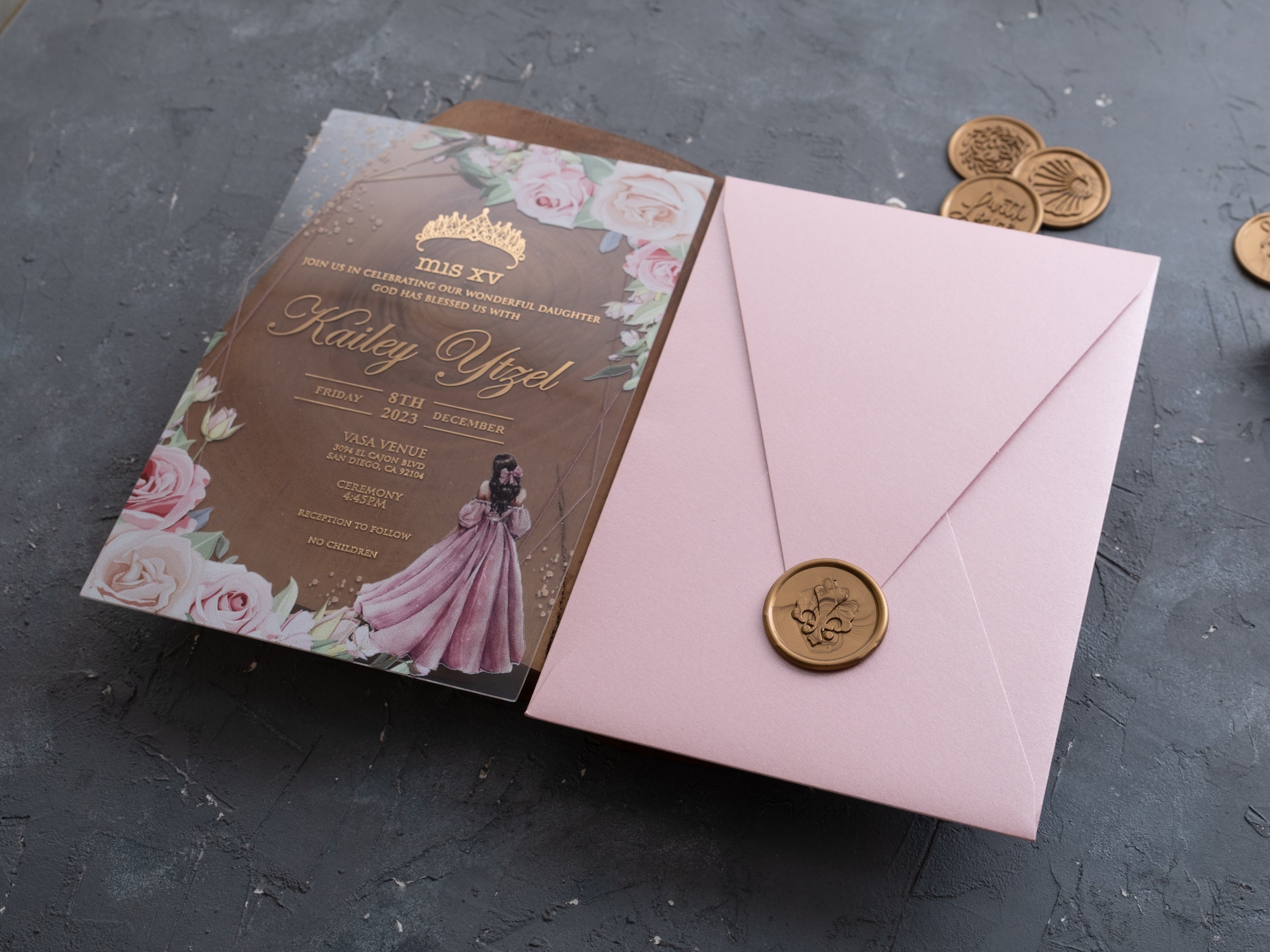 HP1422 Wedding Invitation by World of Wedding Co..