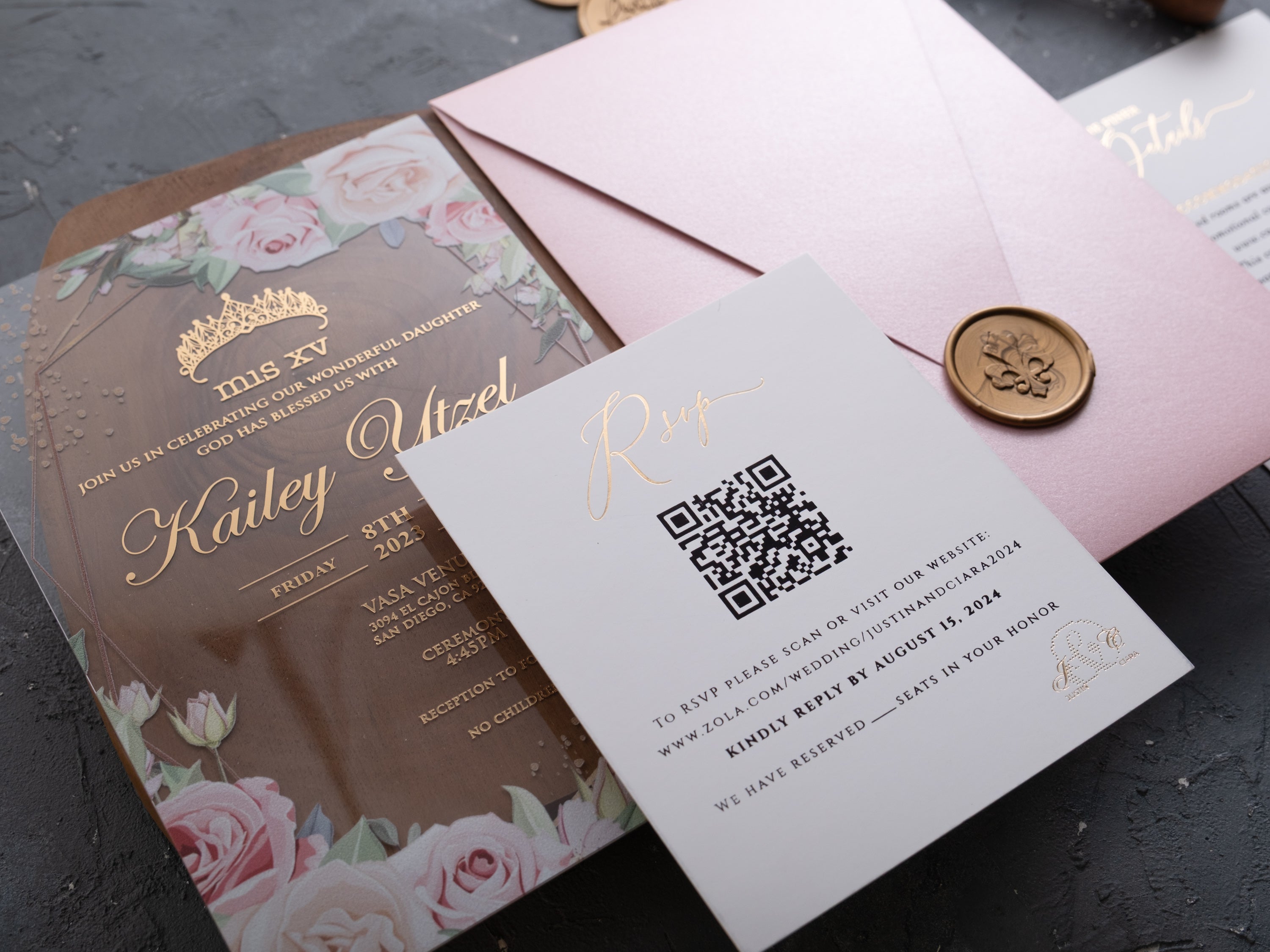 HP1422 Wedding Invitation by World of Wedding Co..
