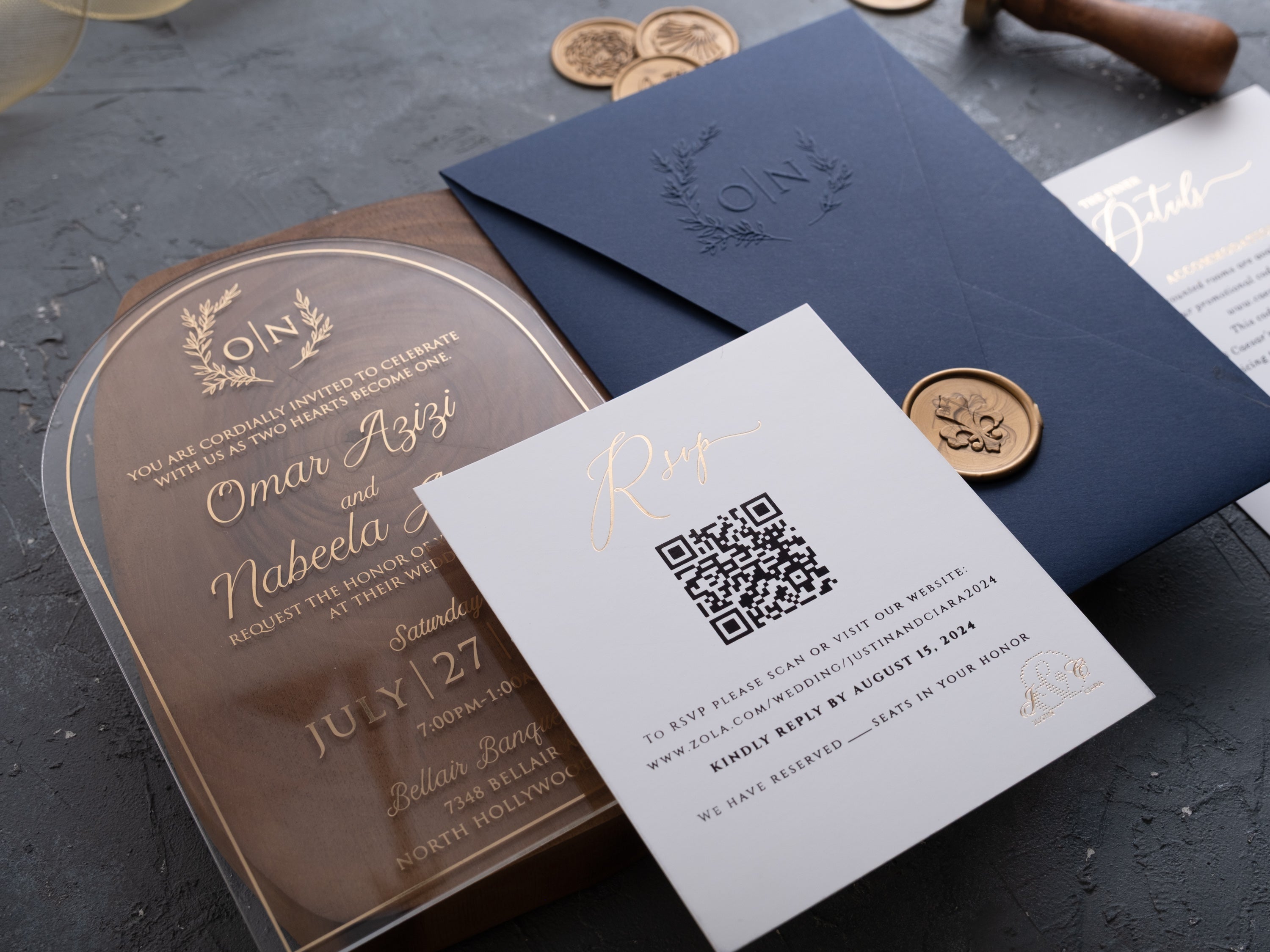 HP1424 Wedding Invitation by World of Wedding Co..