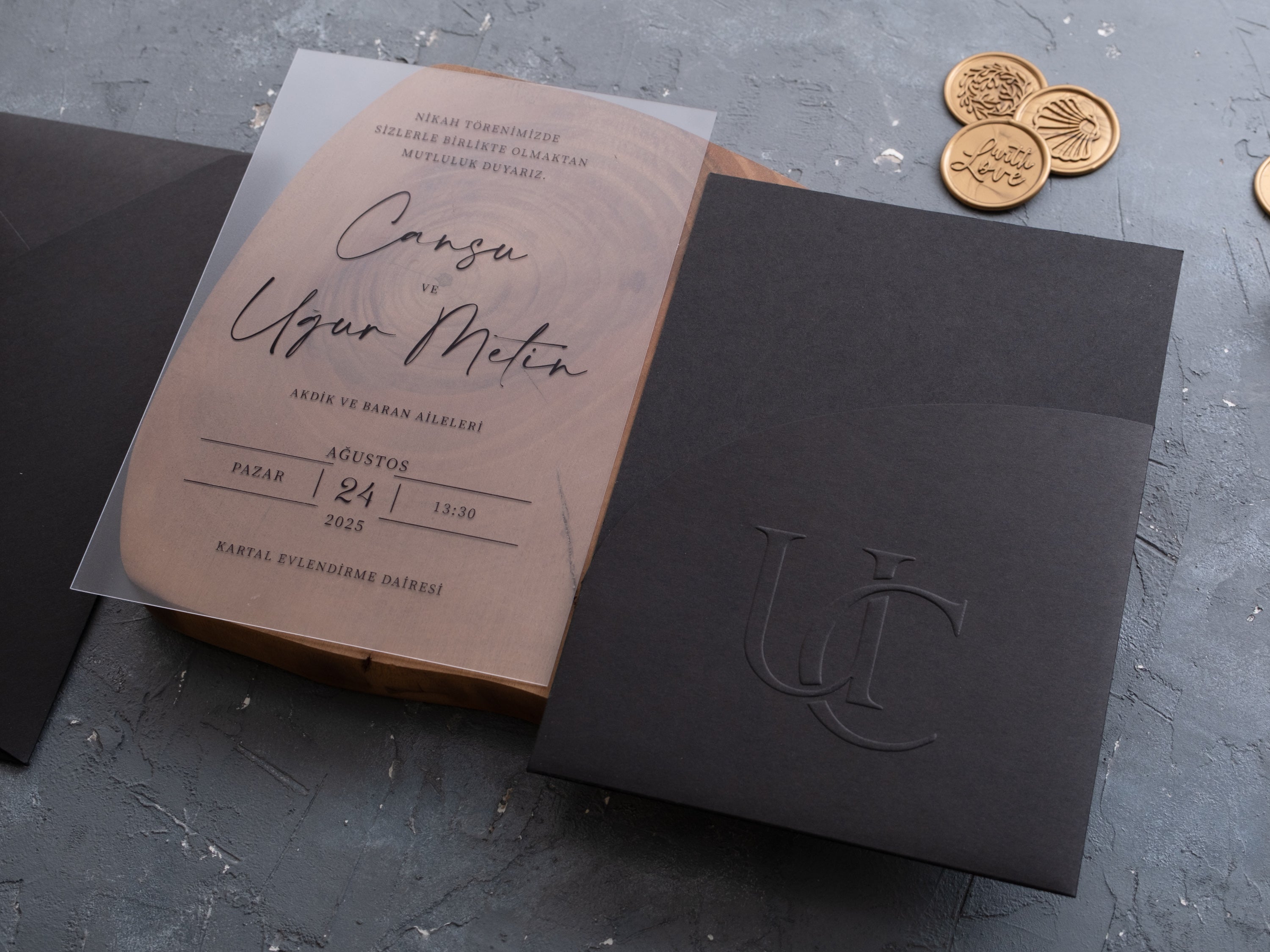 HP1611 Wedding Invitation by World of Wedding Co..