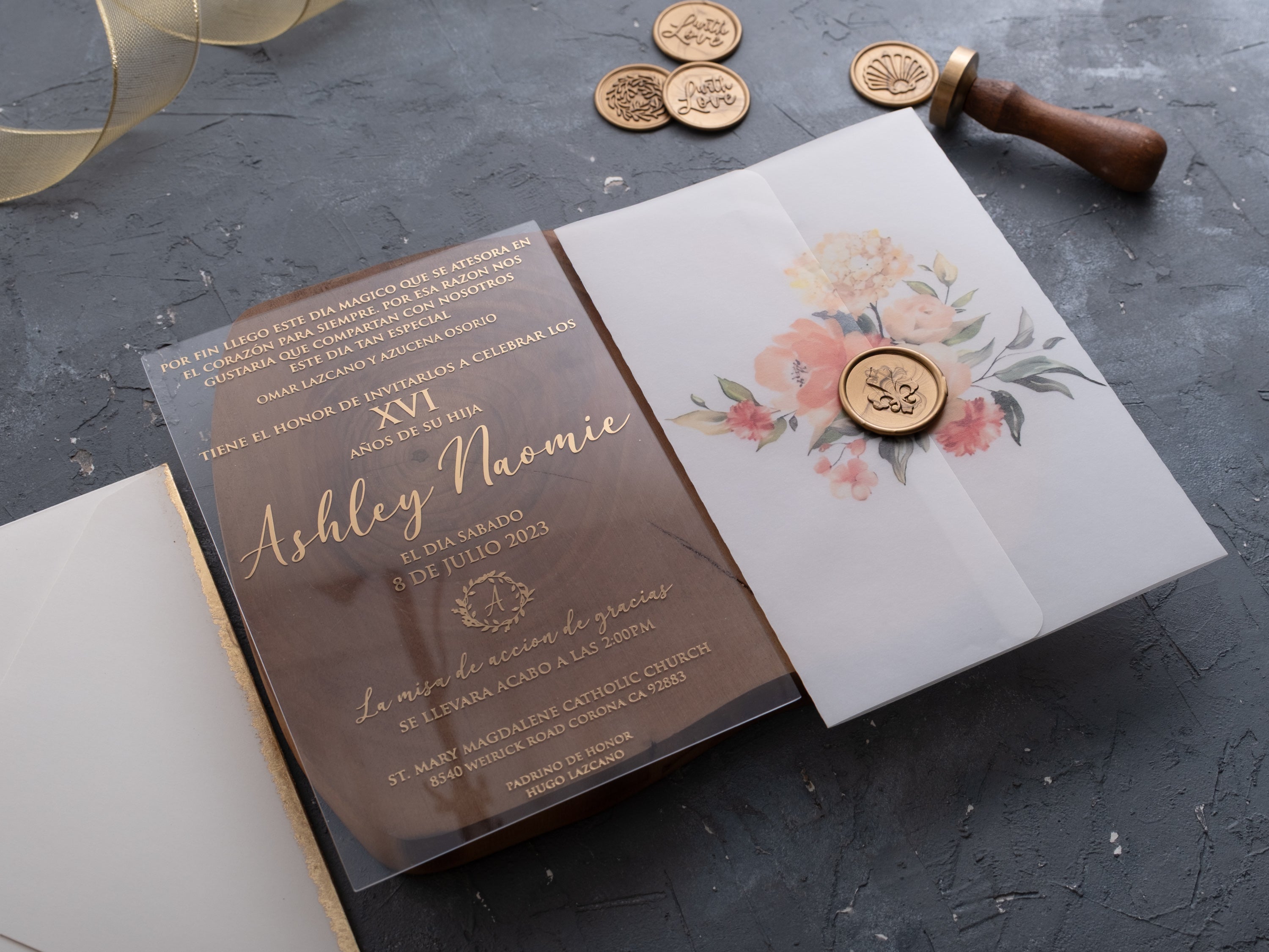 HP1433 Wedding Invitation by World of Wedding Co..