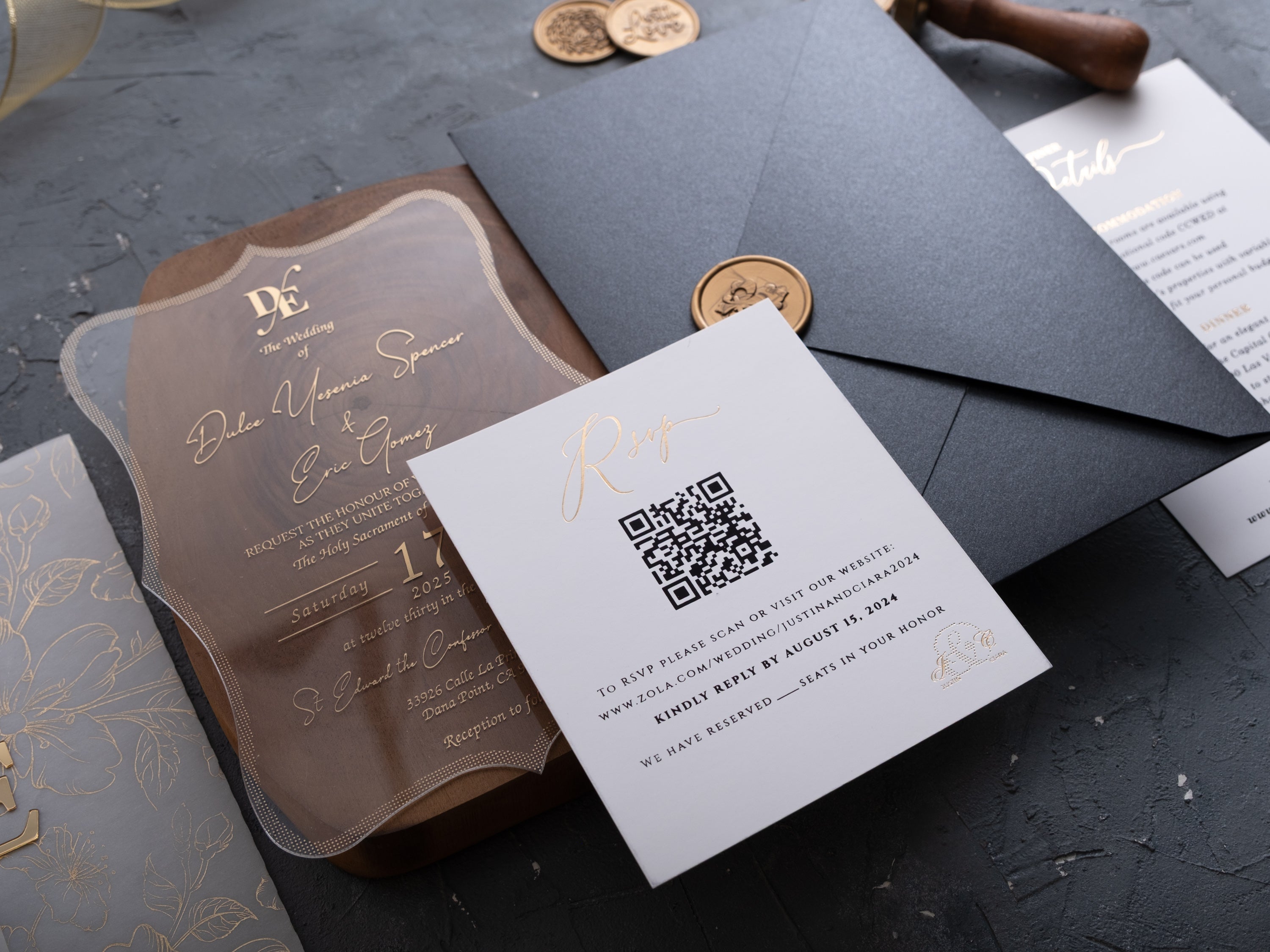 HP1434 Wedding Invitation by World of Wedding Co..