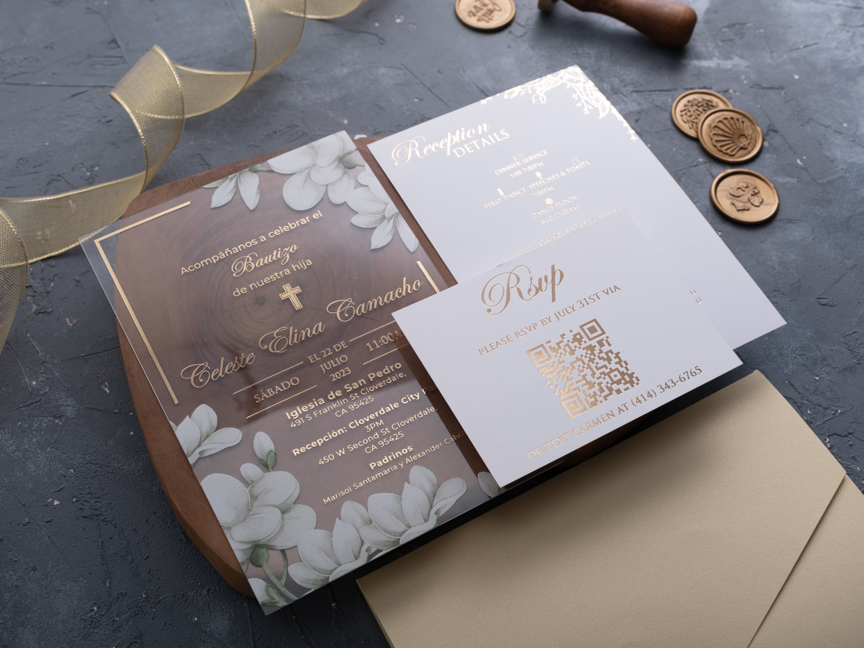 HP1320 Wedding Invitation by World of Wedding Co..