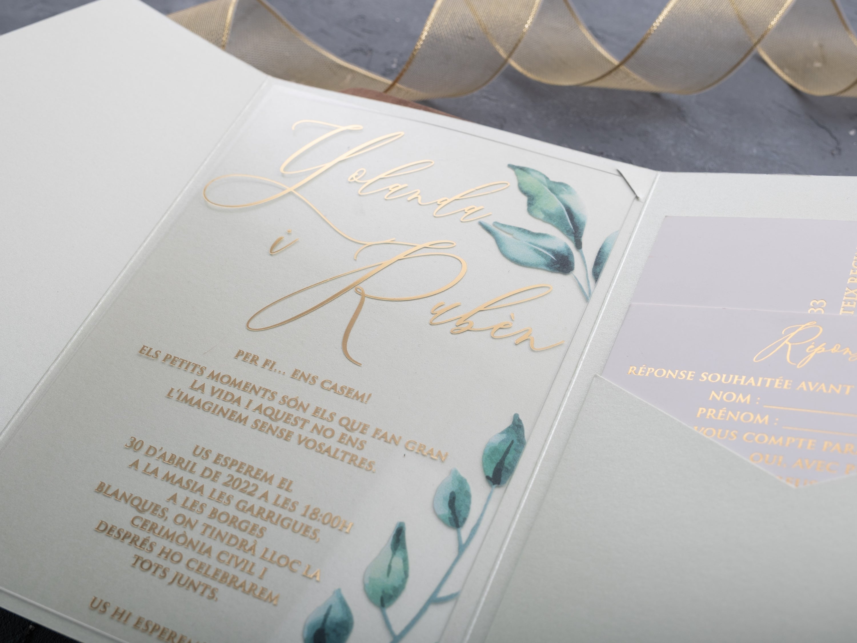 HP1322 Wedding Invitation by World of Wedding Co..