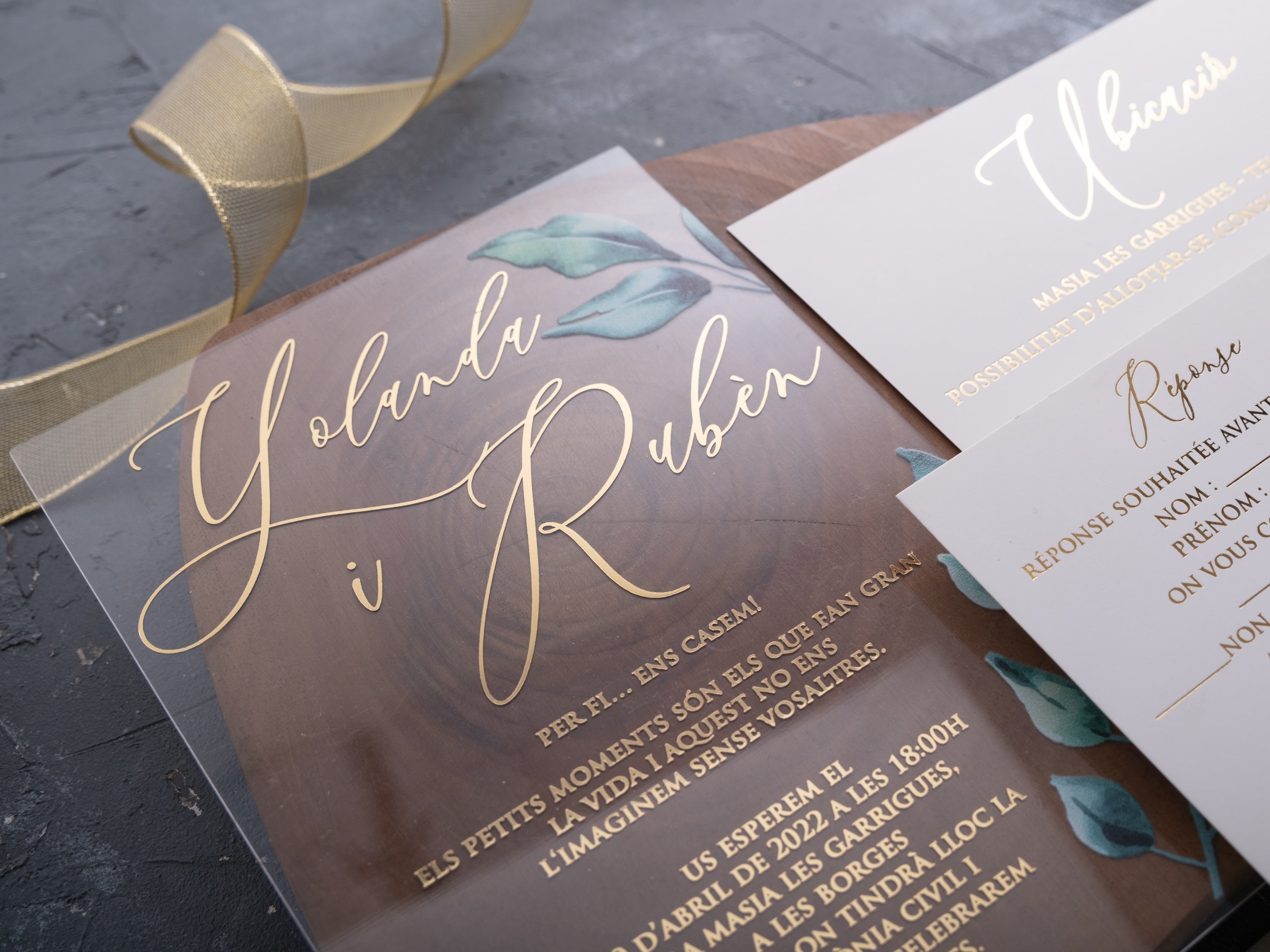 HP1322 Wedding Invitation by World of Wedding Co..