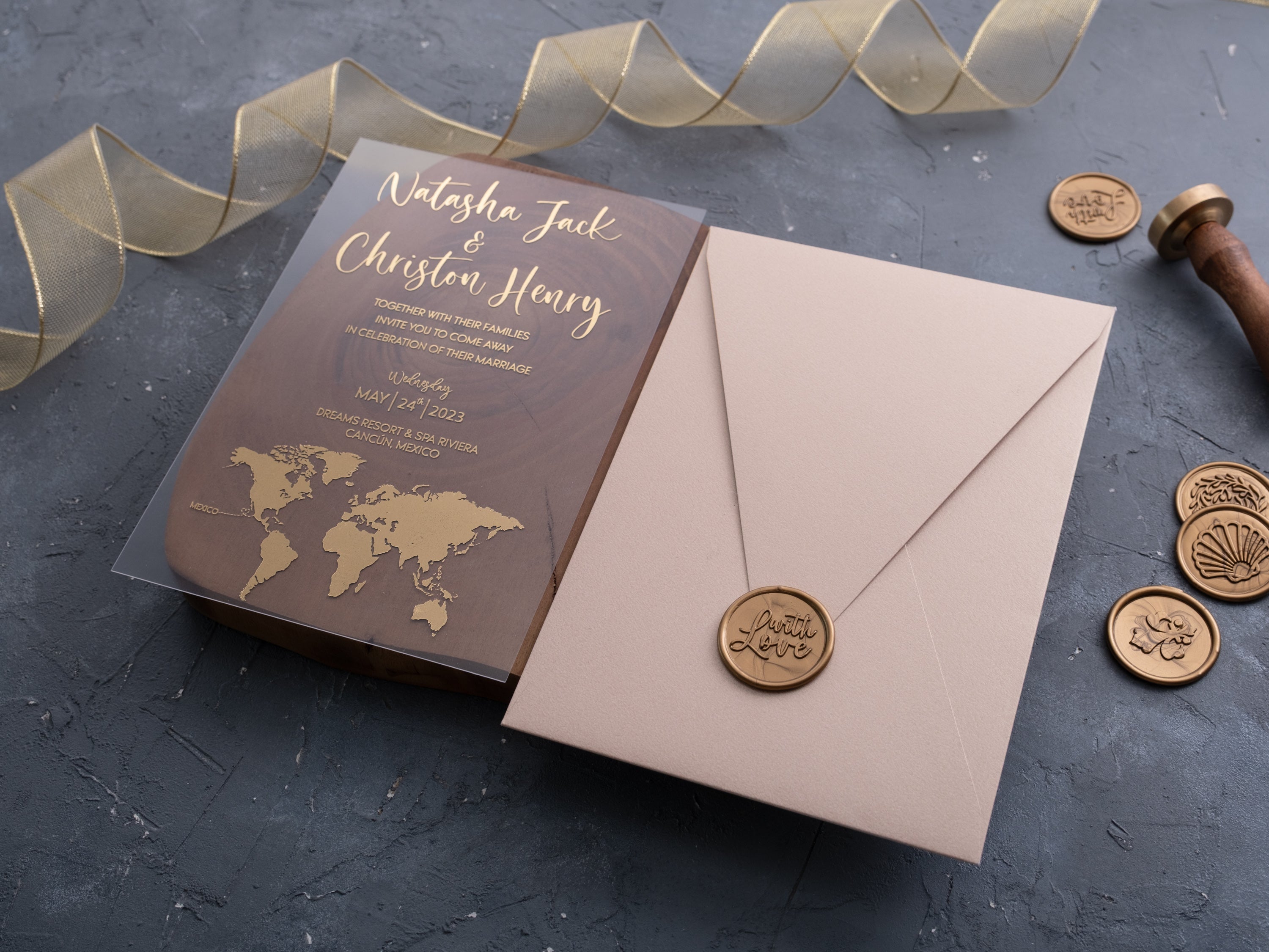 HP1411 Wedding Invitation by World of Wedding Co..