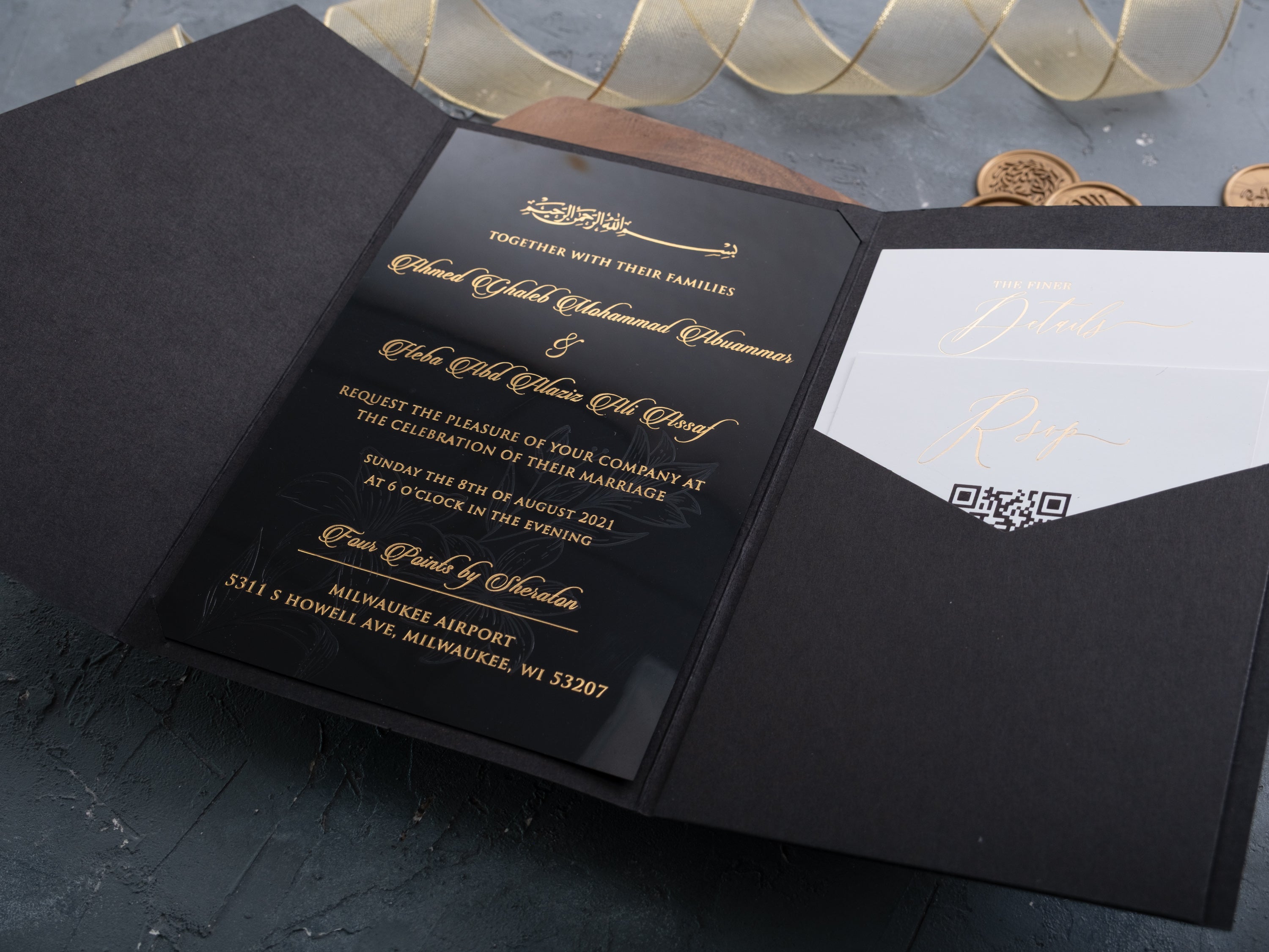 HP1312 Wedding Invitation by World of Wedding Co..