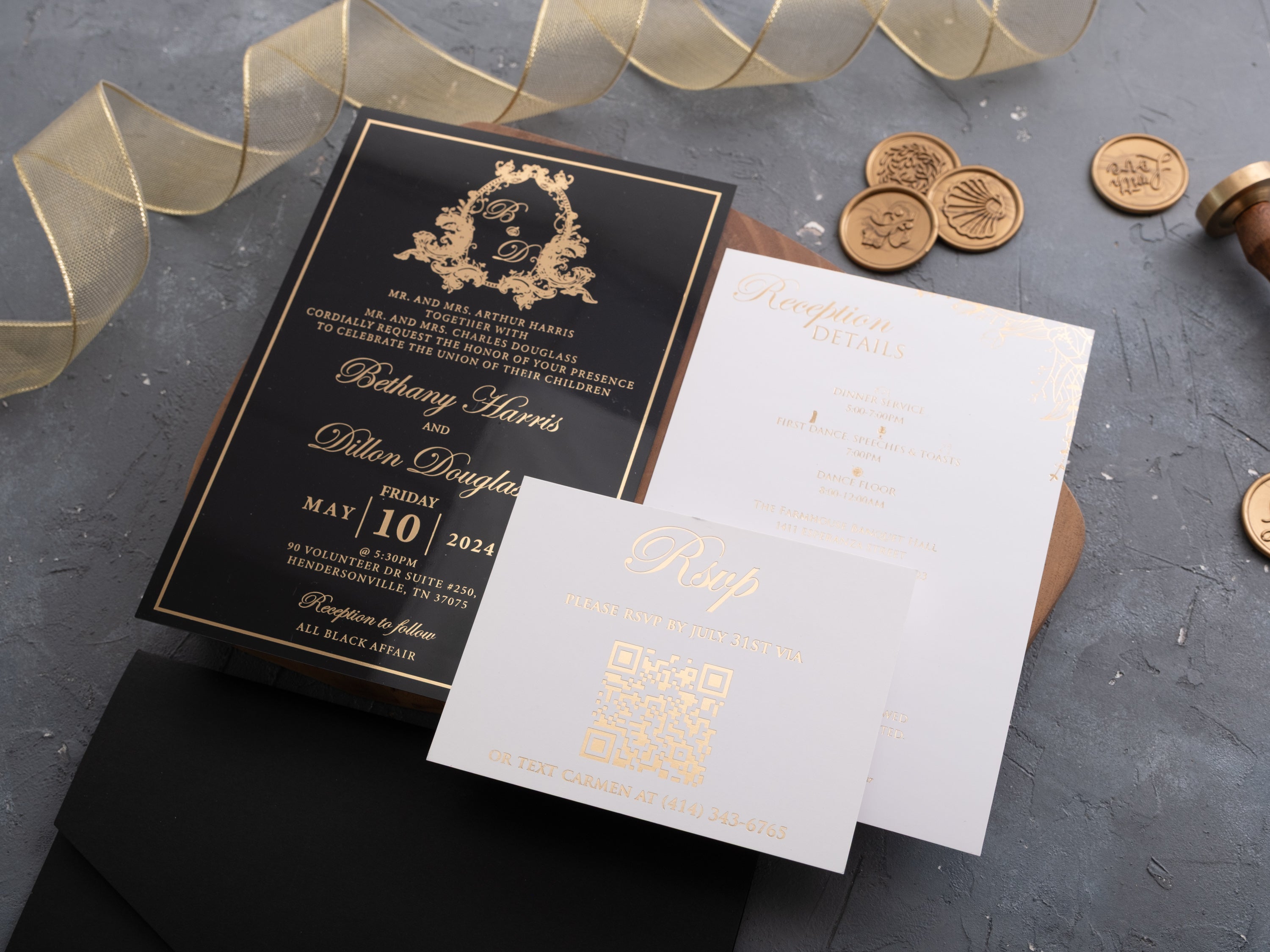 HP1314 Wedding Invitation by World of Wedding Co..
