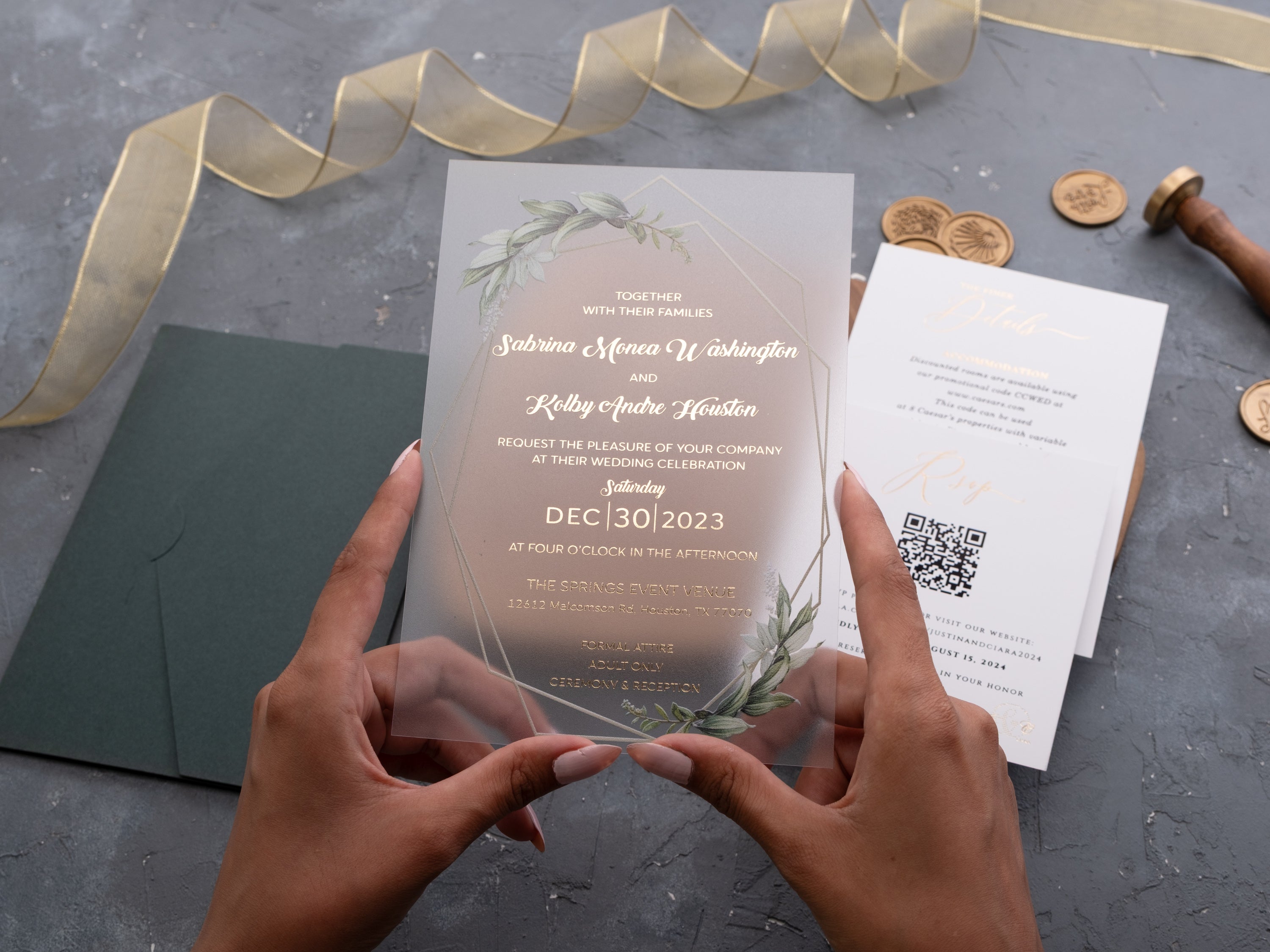 HP1313 Wedding Invitation by World of Wedding Co..