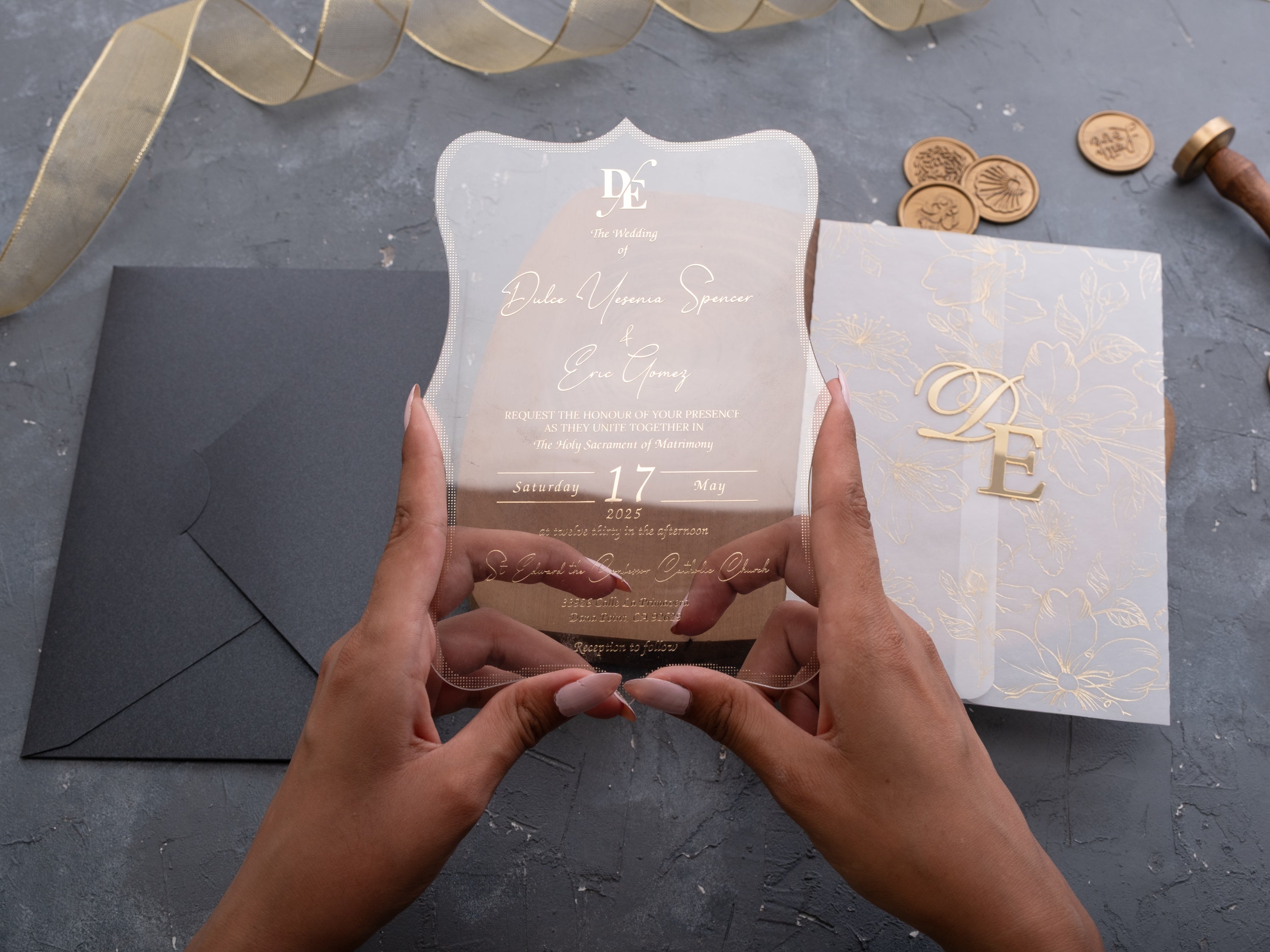 HP1434 Wedding Invitation by World of Wedding Co..