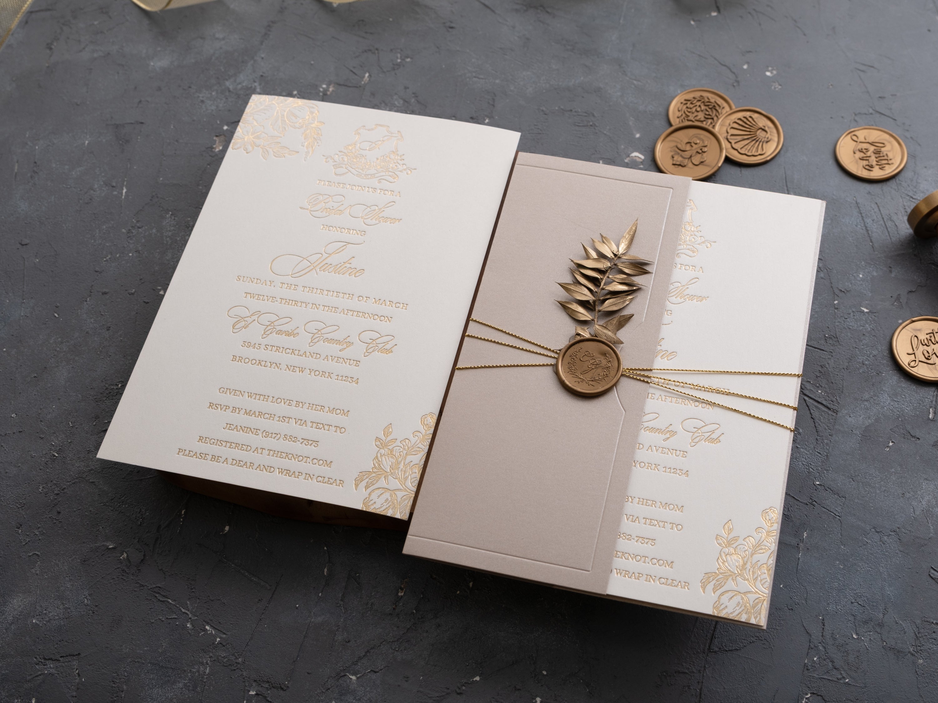 HP1513 Wedding Invitation by World of Wedding Co..