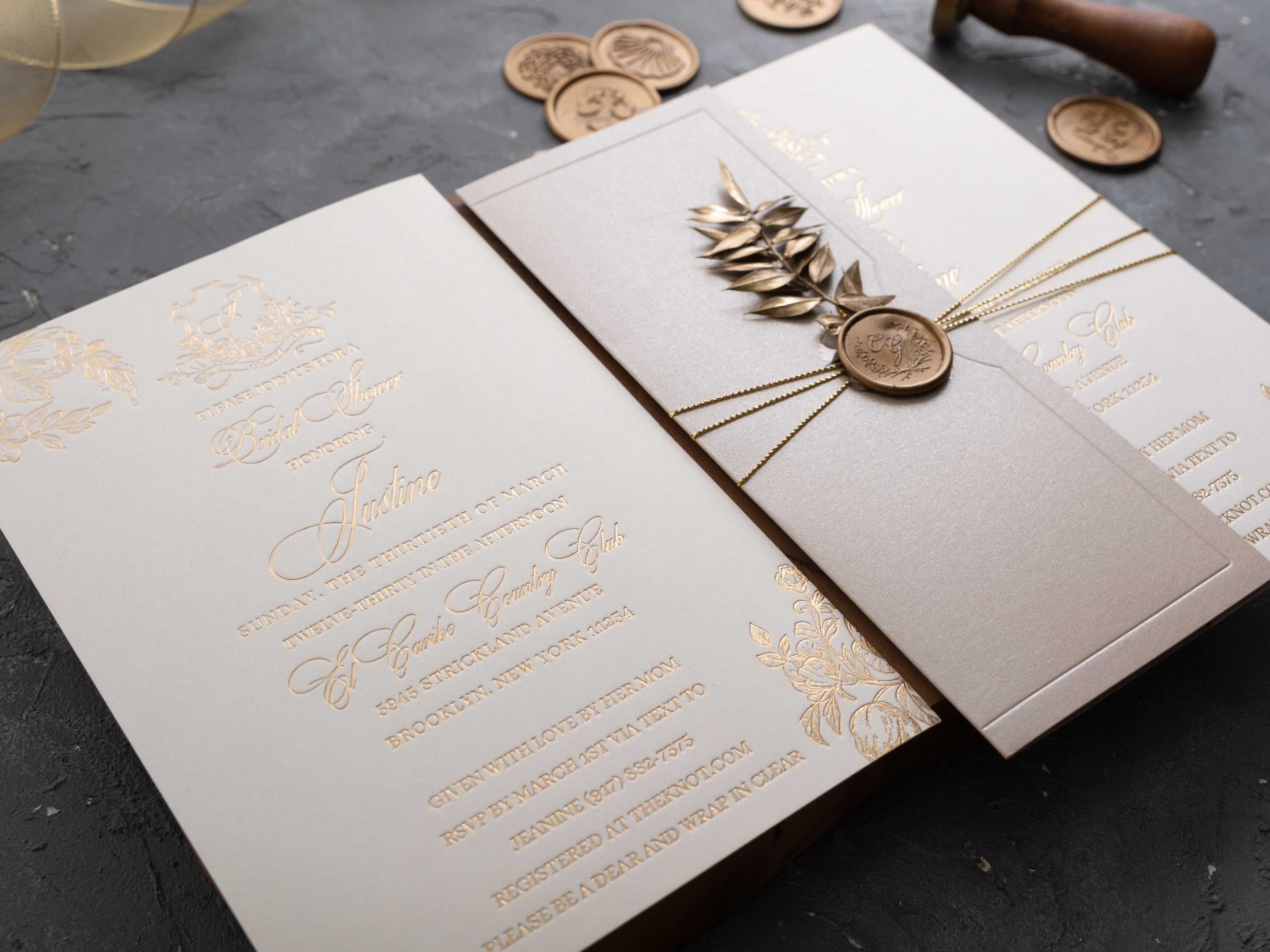 HP1513 Wedding Invitation by World of Wedding Co..