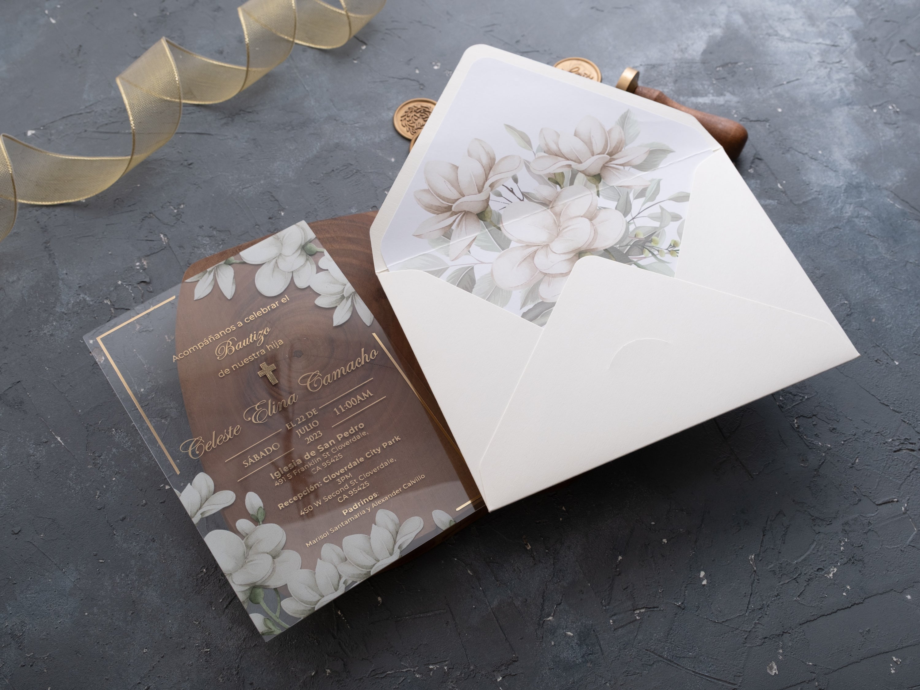 HP1416 Wedding Invitation by World of Wedding Co..