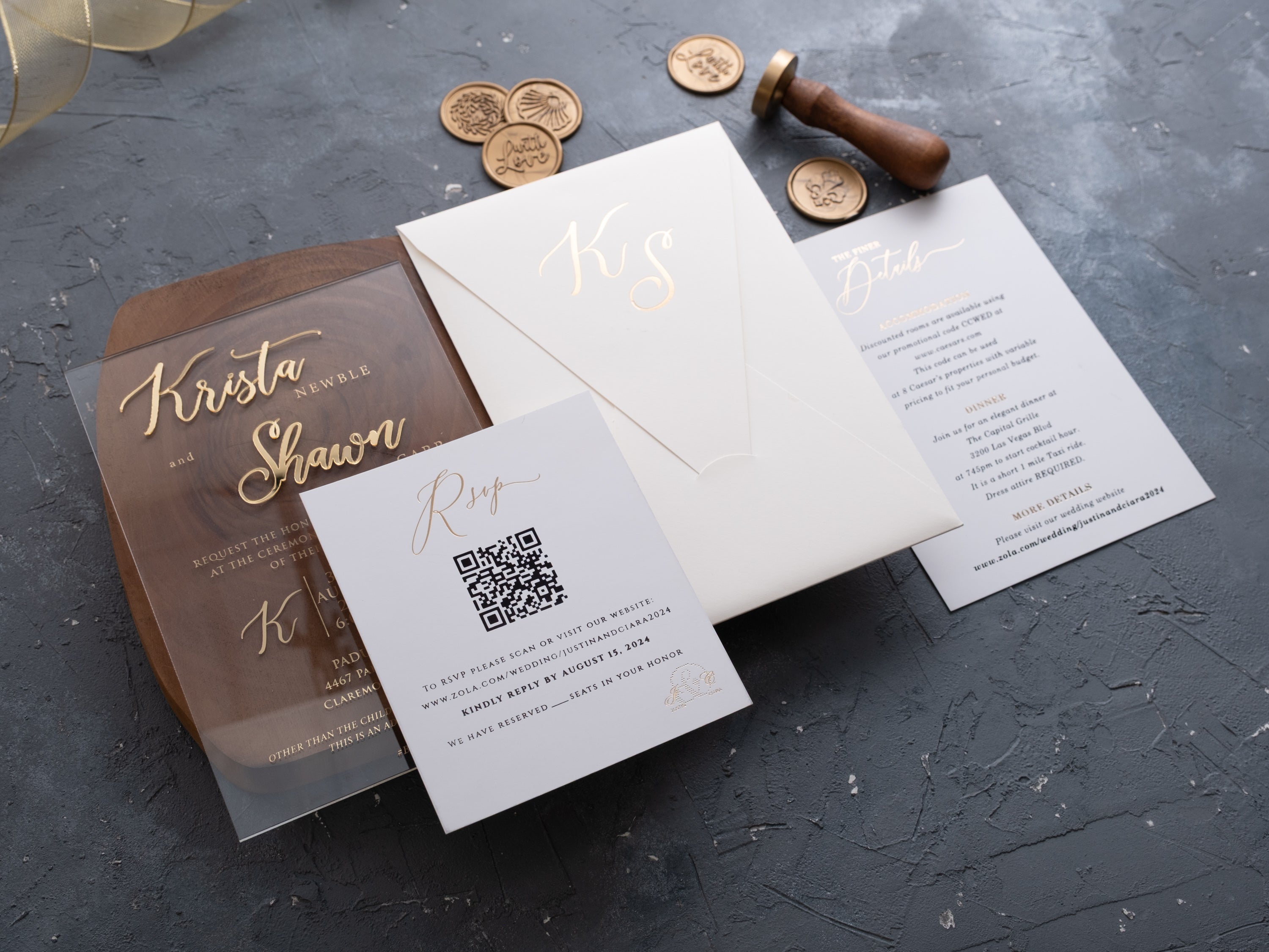 HP1425 Wedding Invitation by World of Wedding Co..