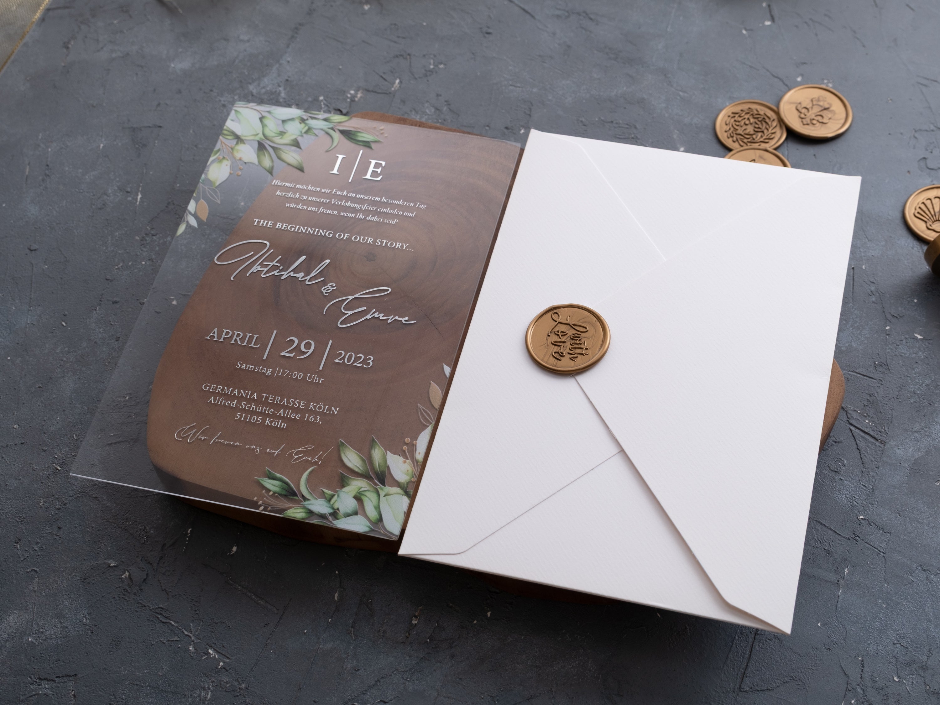 HP1428 Wedding Invitation by World of Wedding Co..