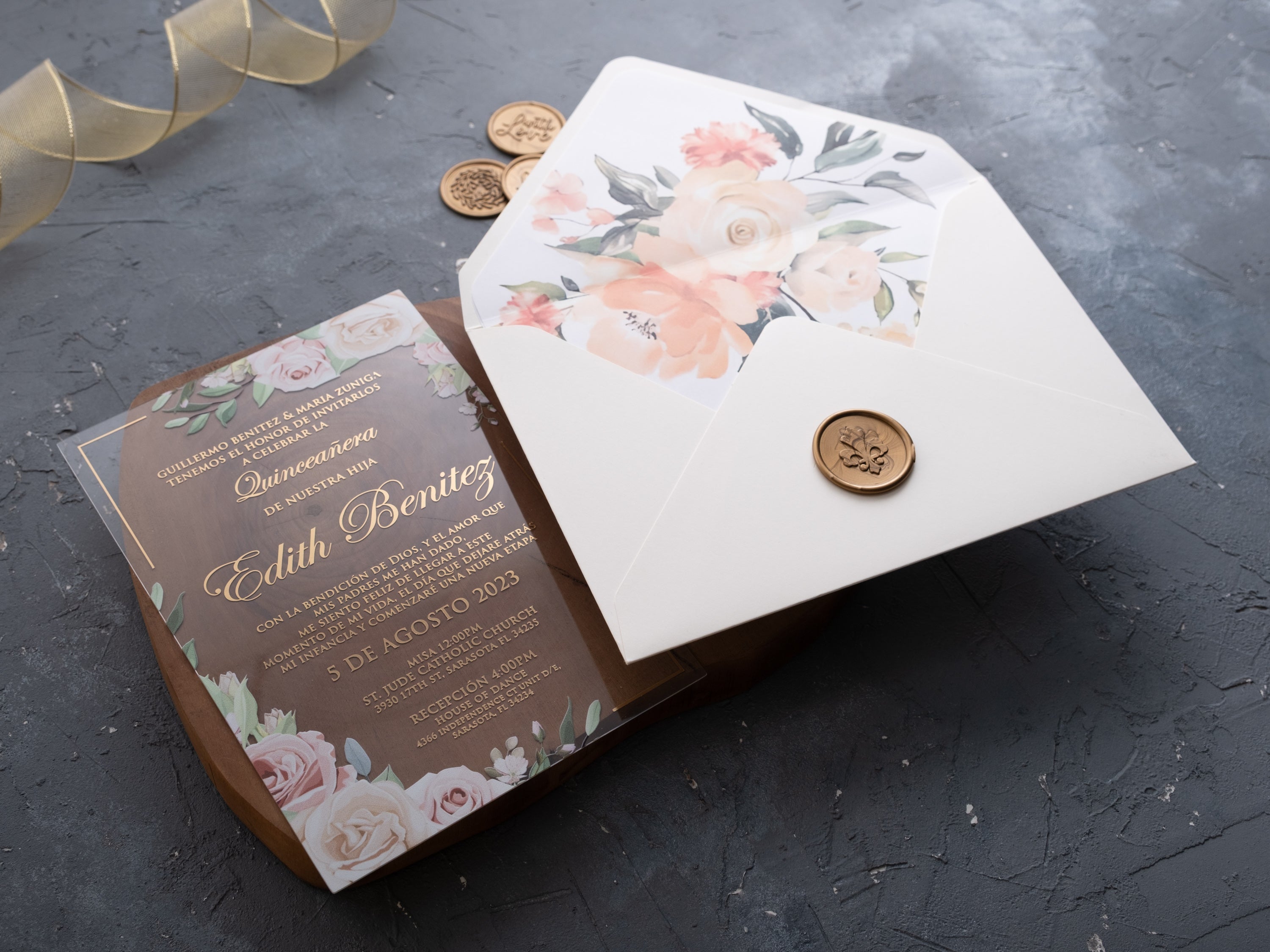 HP1432 Wedding Invitation by World of Wedding Co..