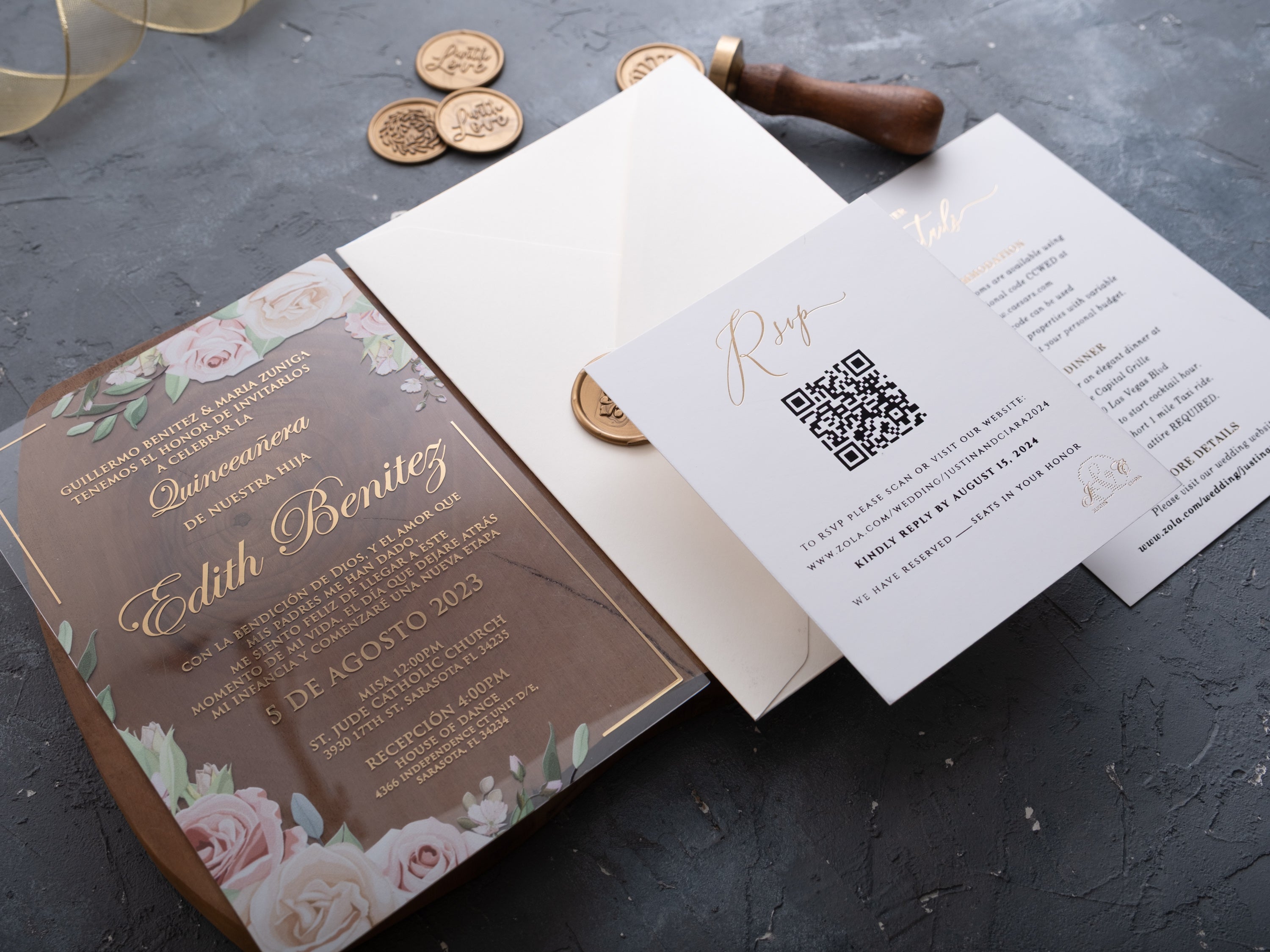 HP1432 Wedding Invitation by World of Wedding Co..