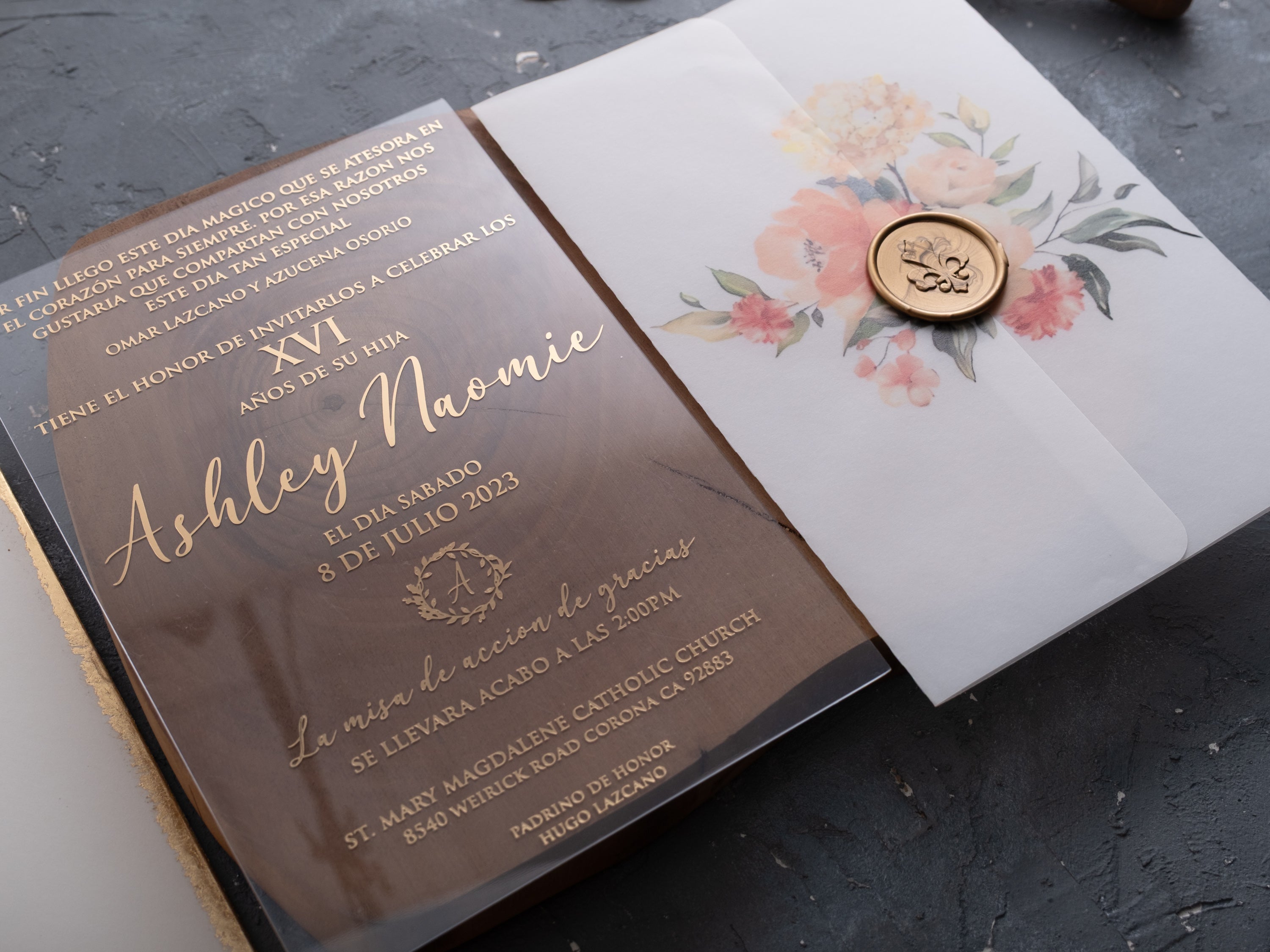HP1433 Wedding Invitation by World of Wedding Co..