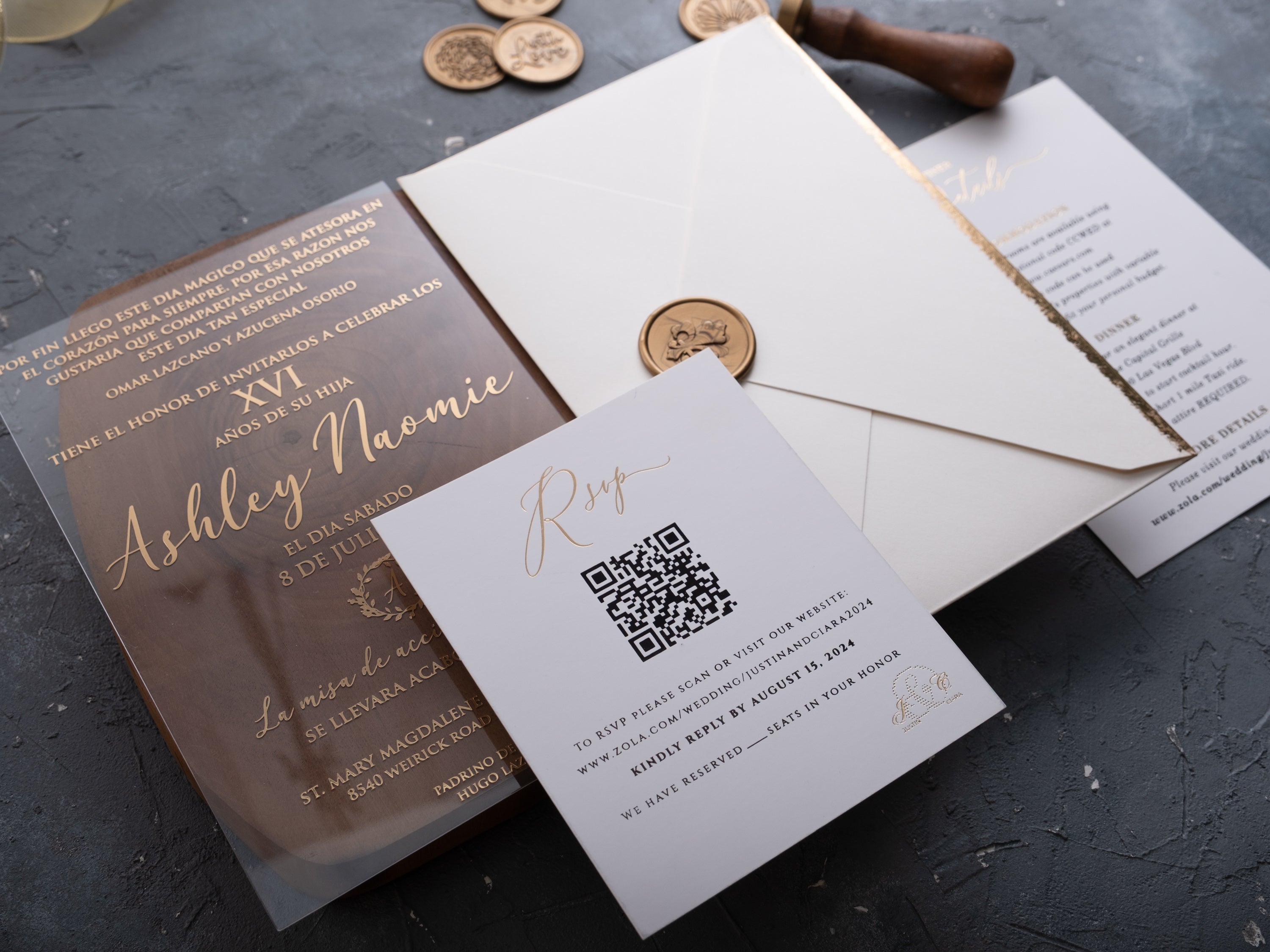 HP1433 Wedding Invitation by World of Wedding Co..